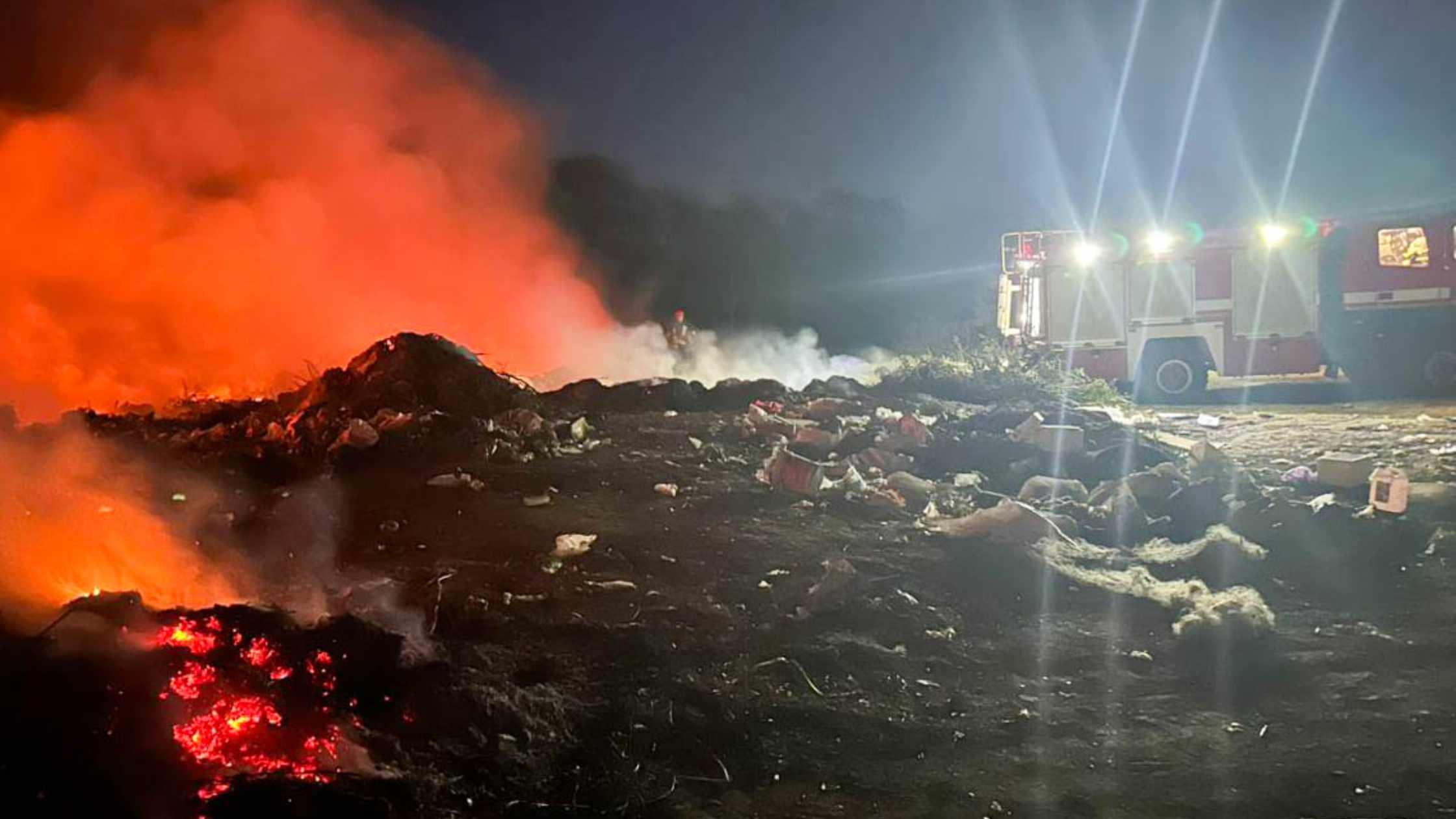 У Селі Лука-Мелешківська згорів дачний будиночок