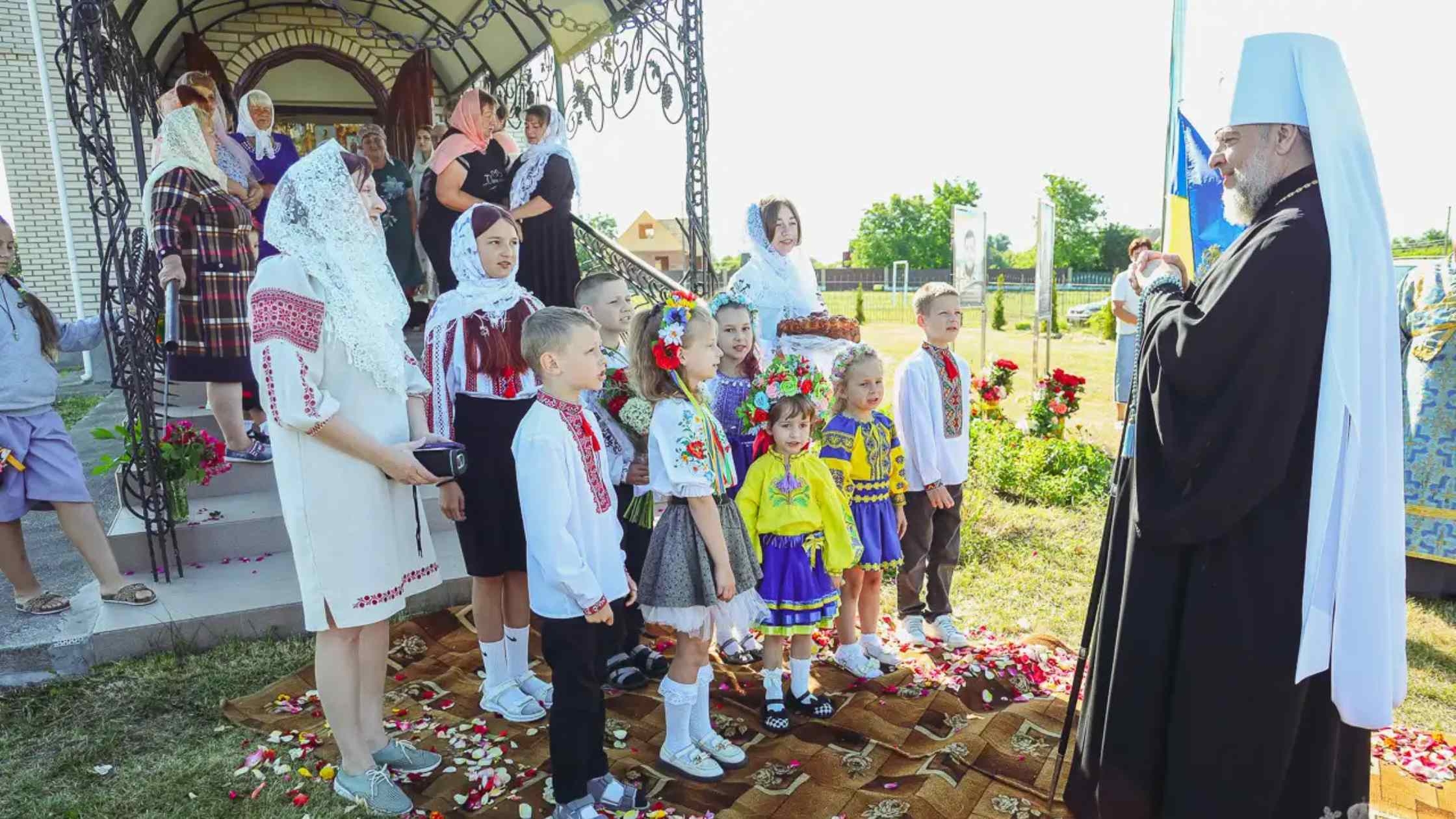 У селі Олександрівка Вінницького району освятили новий храм