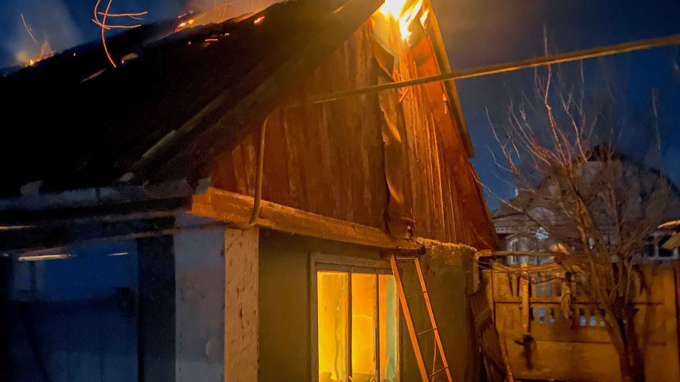 У трьох громадах Вінниччині через несправність пічного опалення горіли будинки