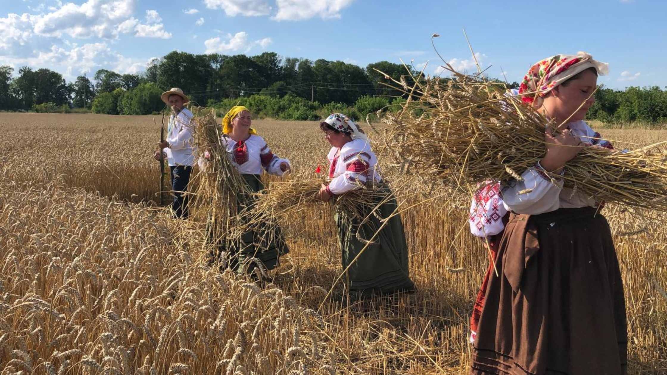 У Великих Крушлинцях Вінницької громади влаштували обрядове дійство