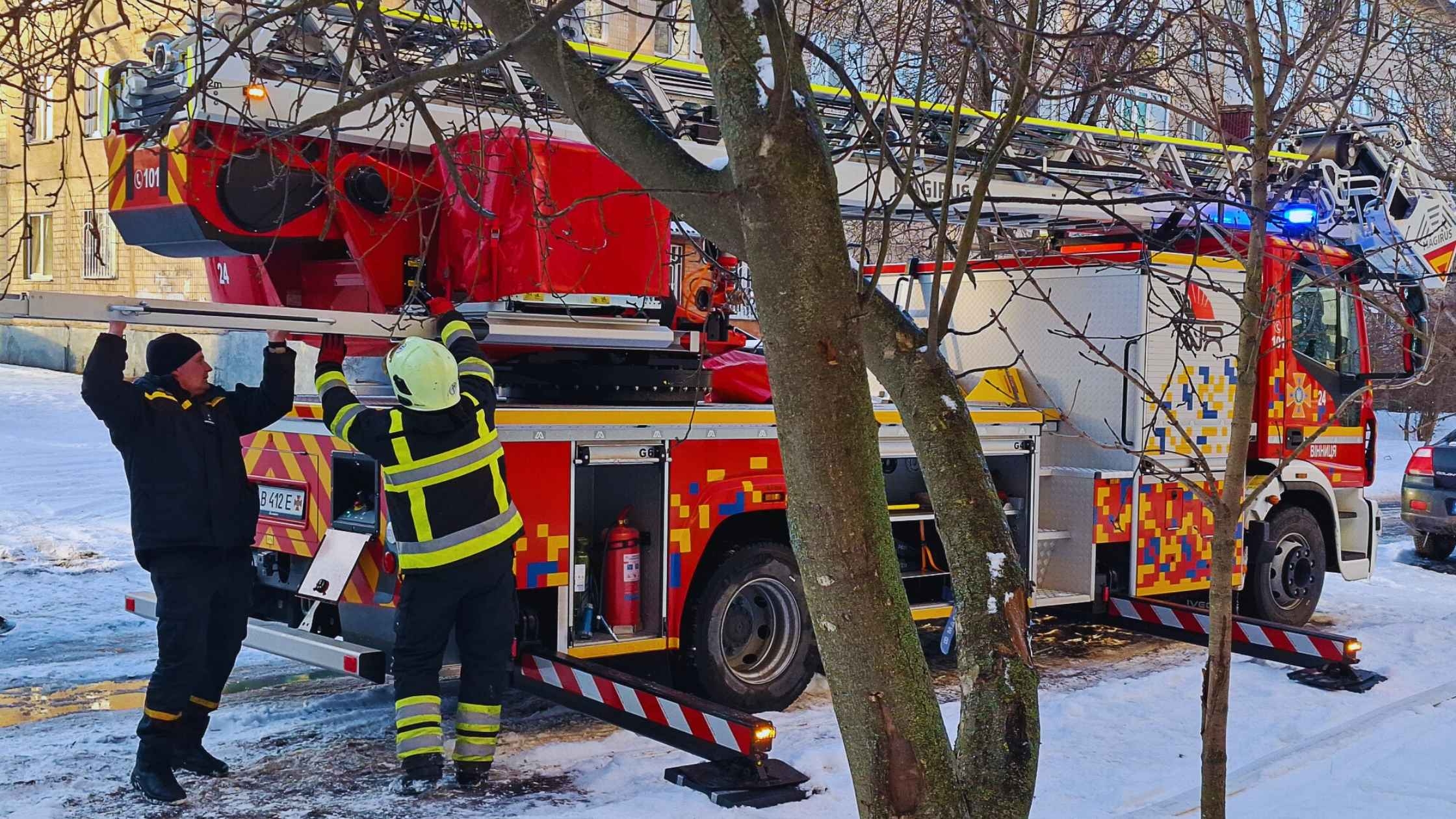 У Вінниці через недопалок ледь не згоріла квартира у багатоповерхівці