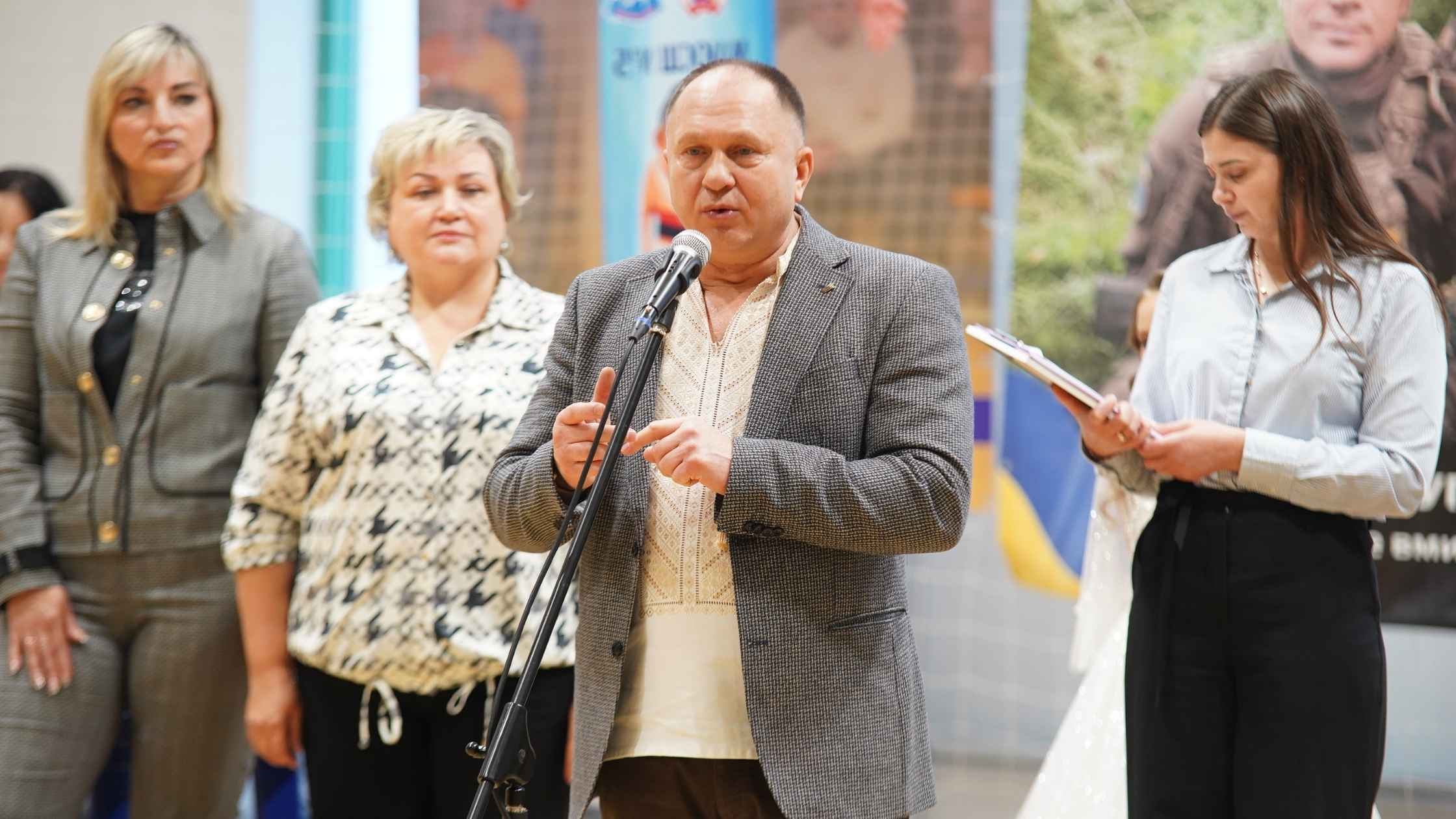 У Вінниці для дітлахів провели спортивну акцію до Дня Святого Миколая