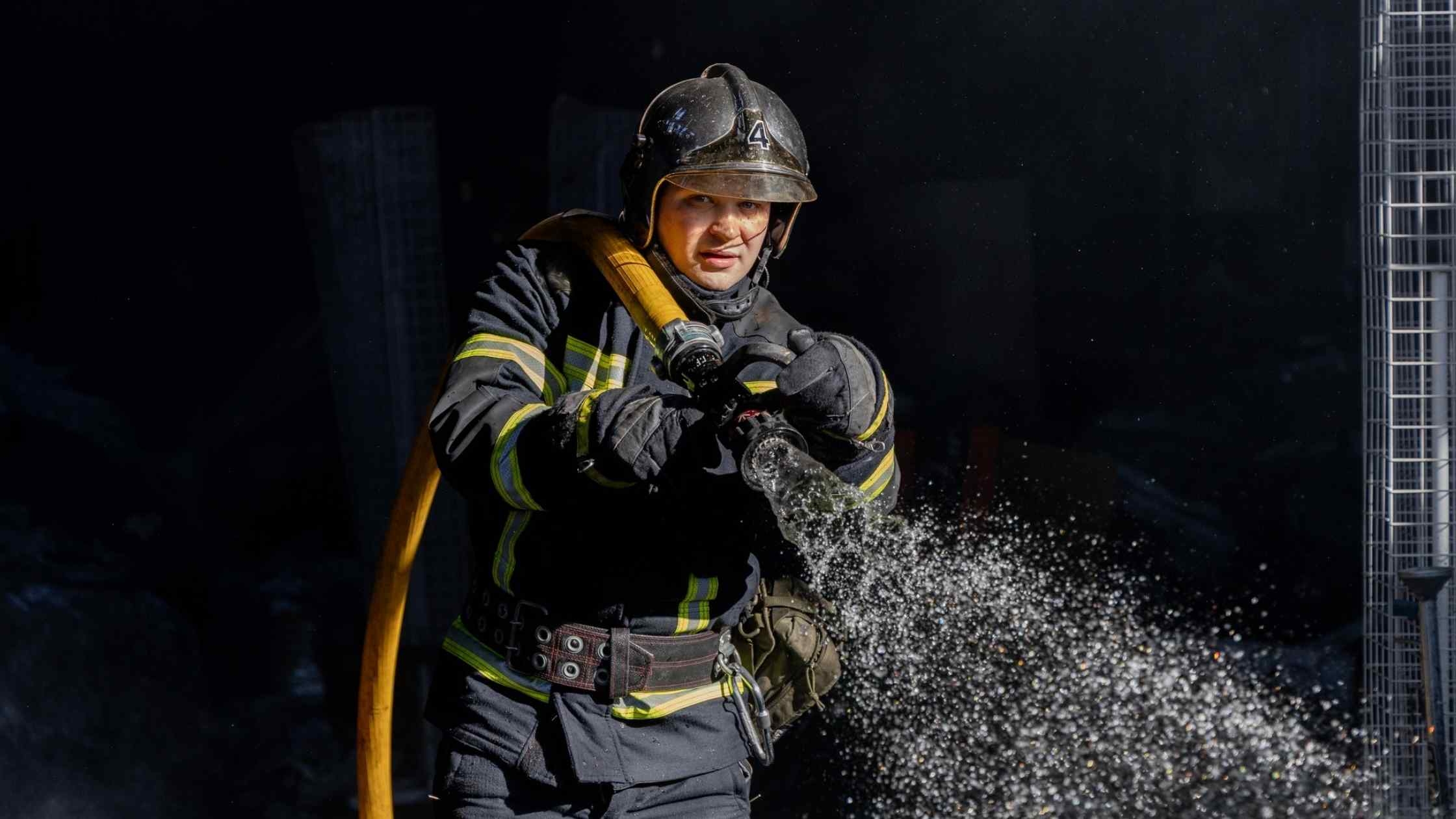 У Вінниці горіли складські приміщення на вул. Радіона Скалецького