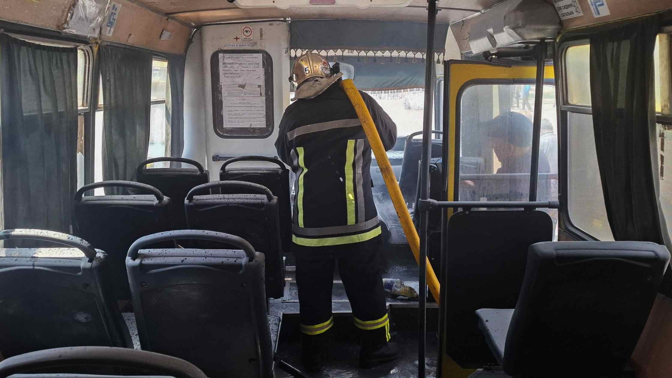 У Вінниці на вул.Привокзальній горіло маршрутне таксі