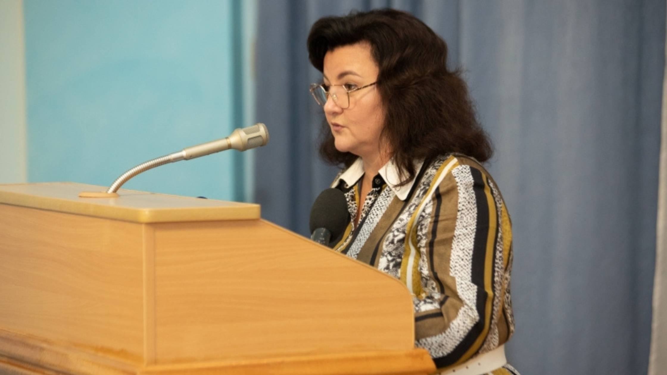 У Вінниці депутати просять уряд не звужувати права педагогів