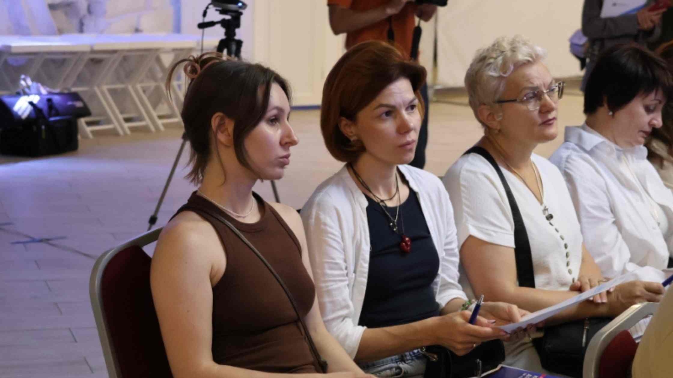 У Вінниці обговорили актуальні інструменти підтримки переселенців
