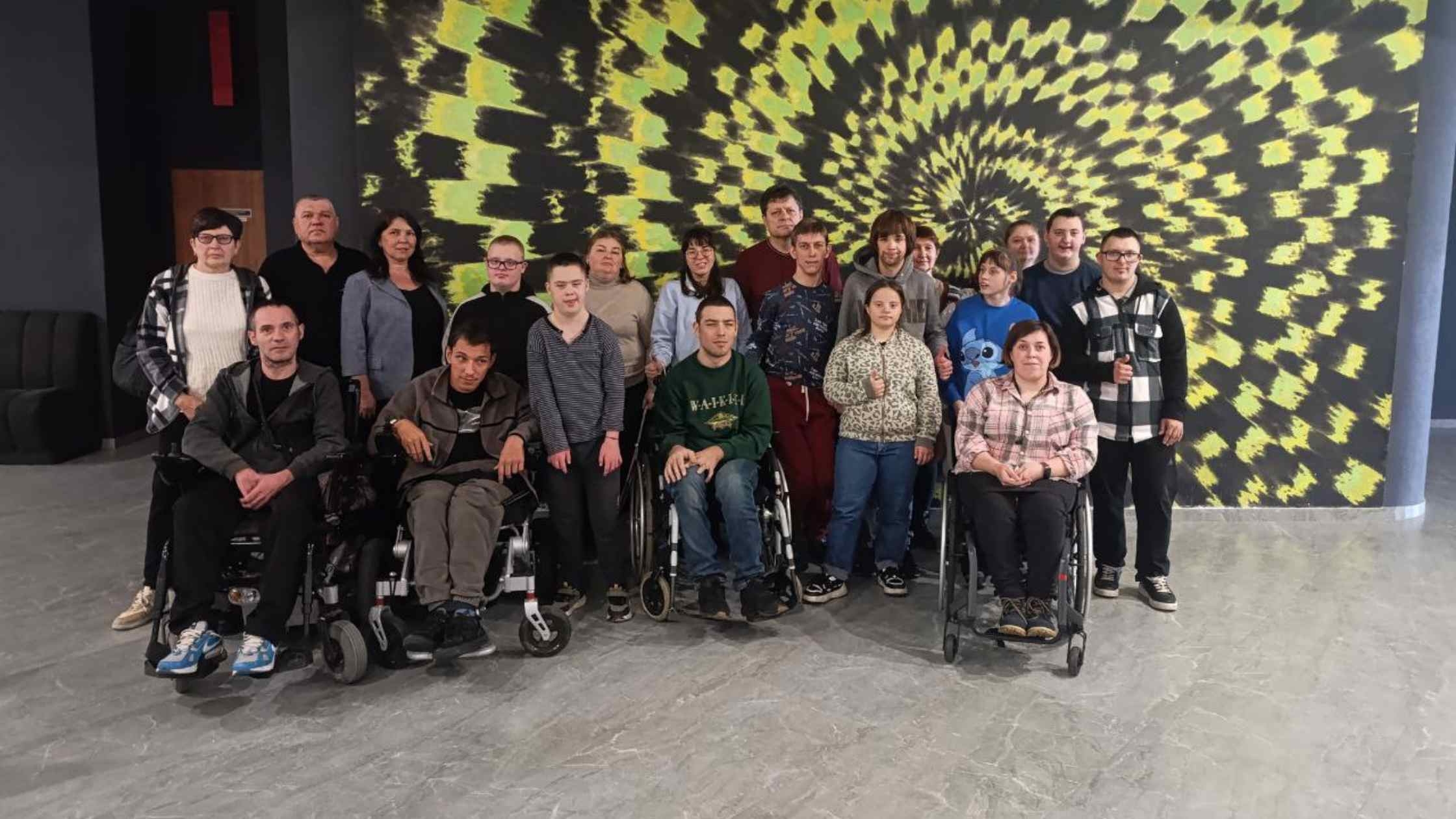 У Вінниці організували похід в боулінг для молоді з інвалідністю