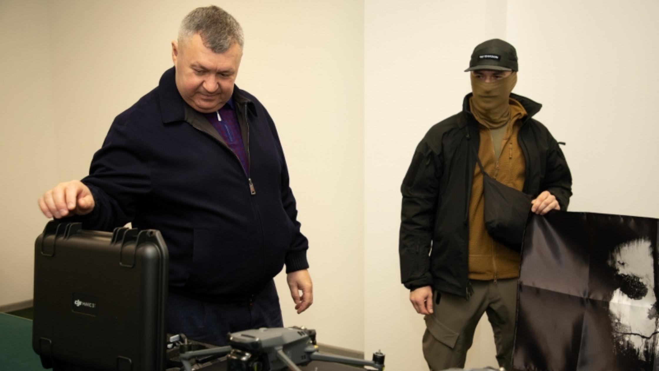 У Вінниці передали безпілотники бійцями військової частини Головного управління розвідки