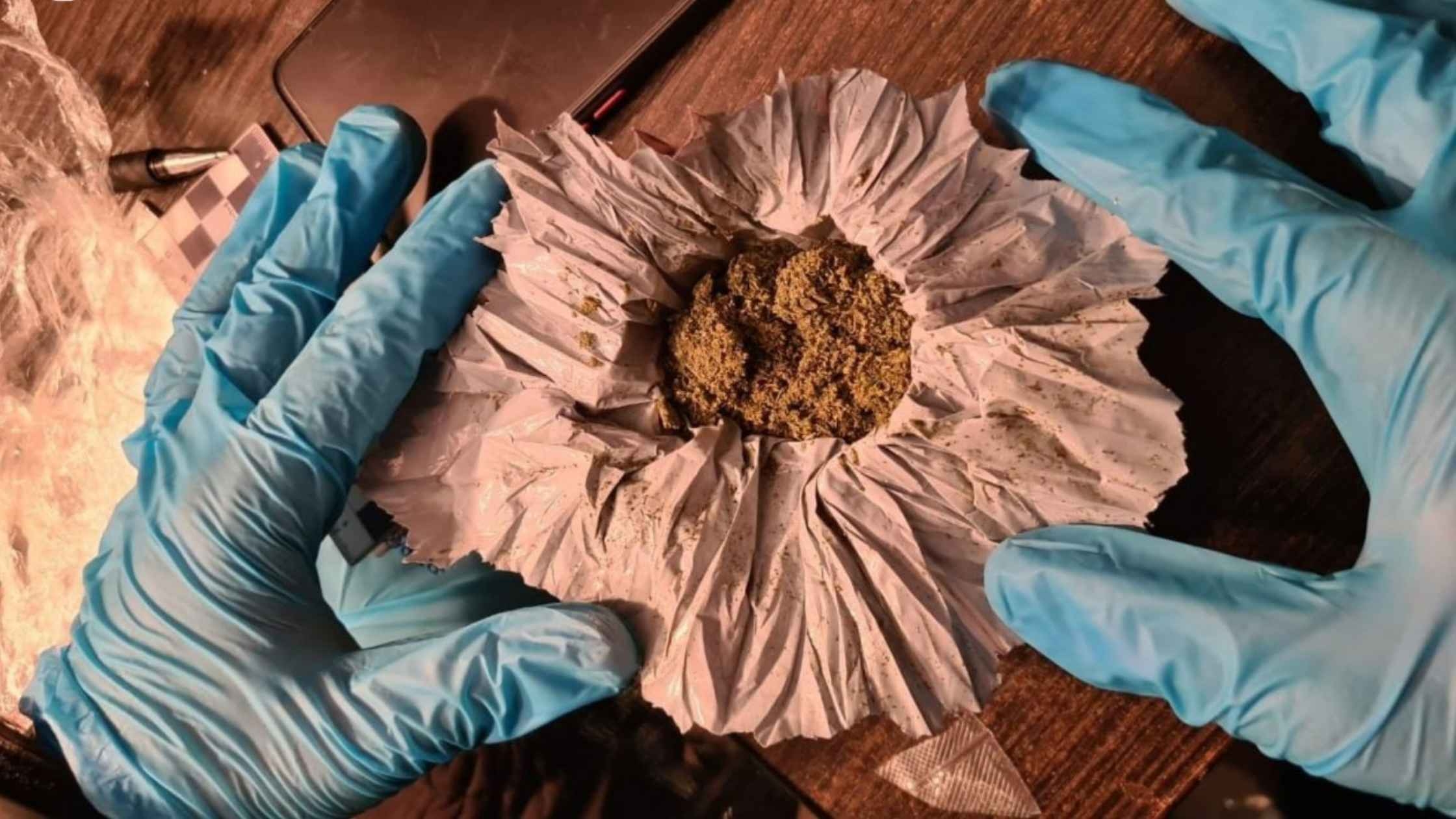 У Вінниці поліція вилучила наркотики у вже обвинуваченого розповсюджувача