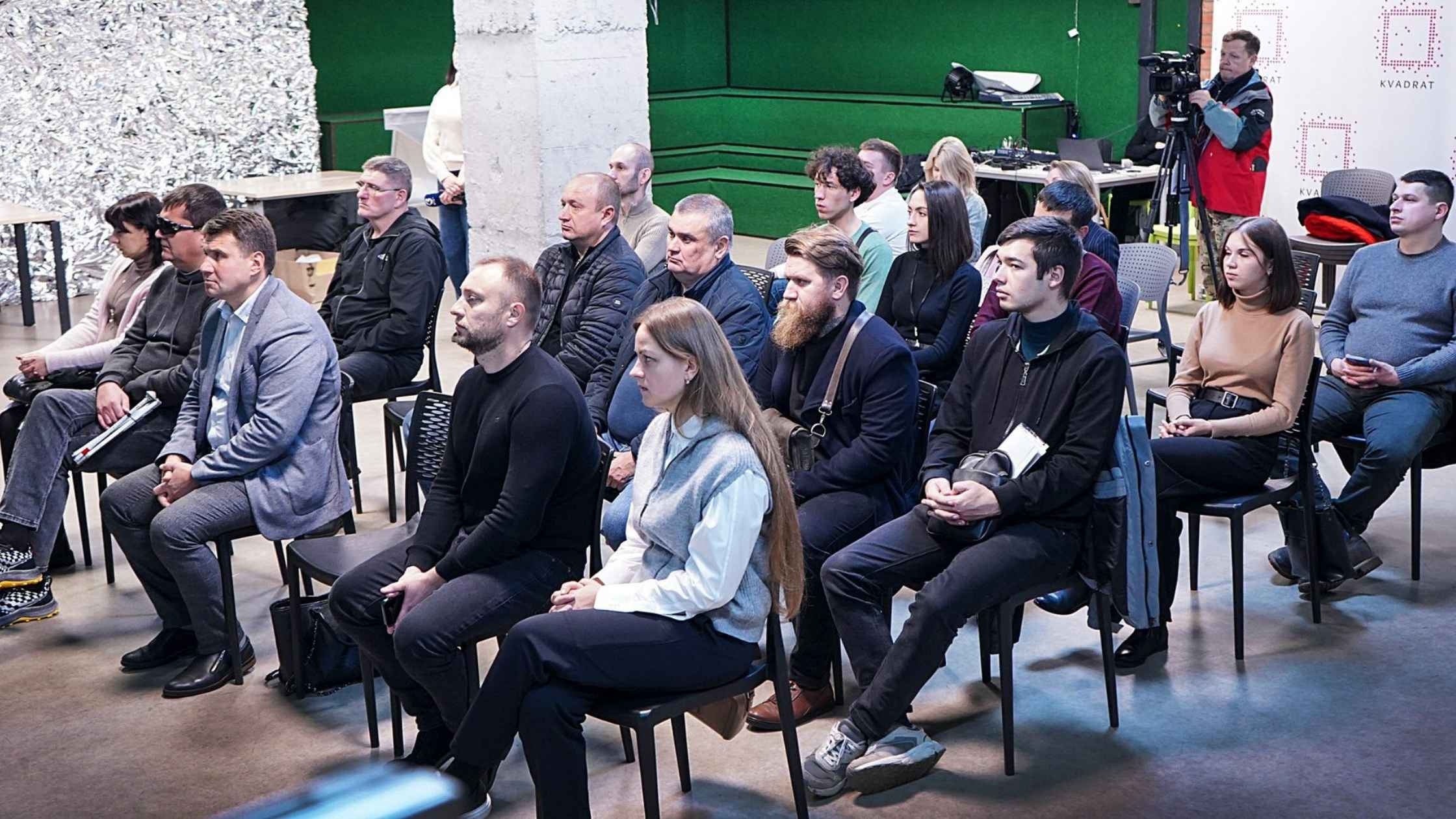 У Вінниці провели практичний тренінг до Дня білої тростини