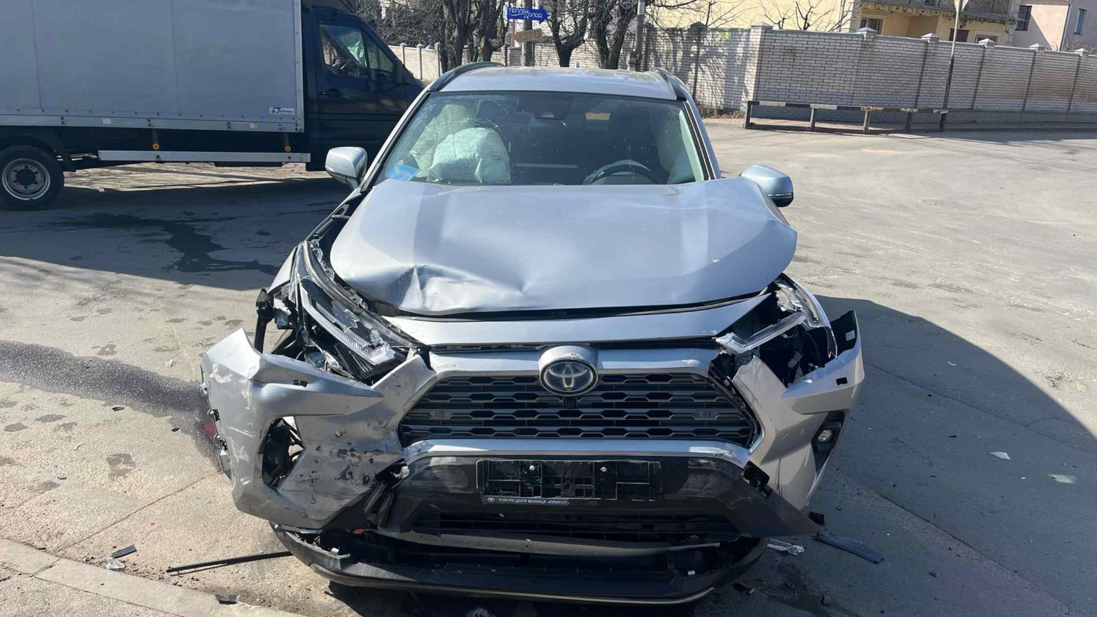 У Вінниці слідчі встановлюють обставини ДТП за участю Toyota та Hyundai