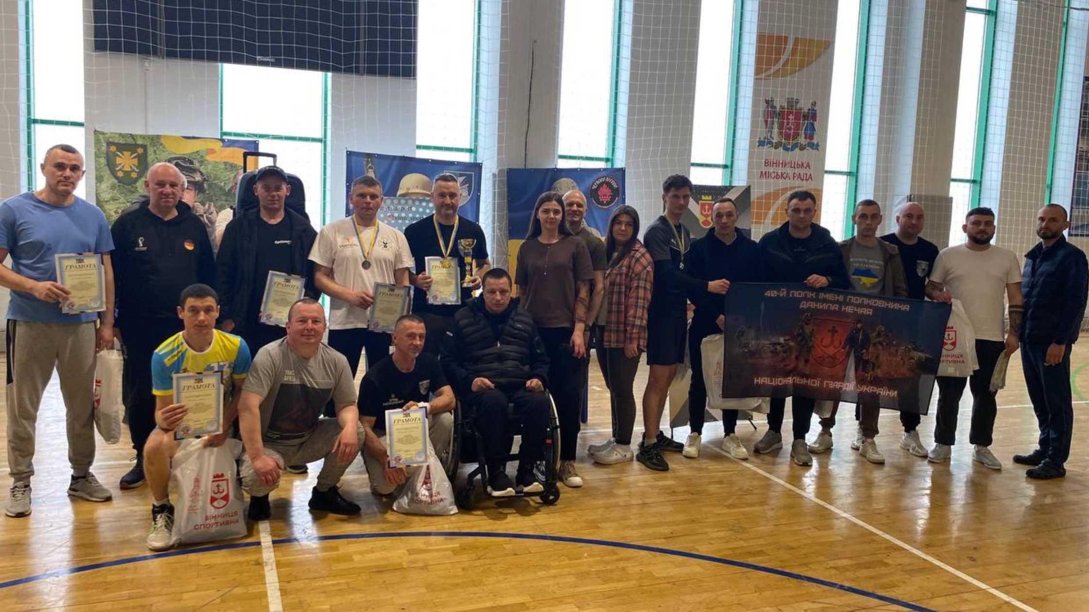 У Вінниці ветерани змагалися за першість на чемпіонаті з тенісу