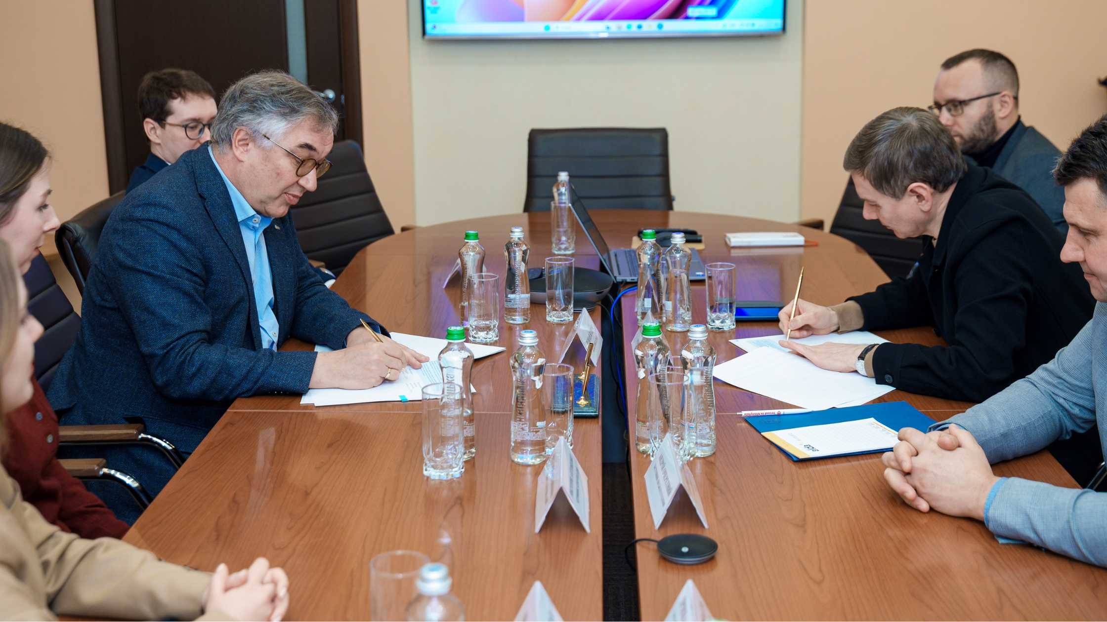 У Вінниці відбулася робоча зустріч з бізнес-омбудсменом Романом Ващуком