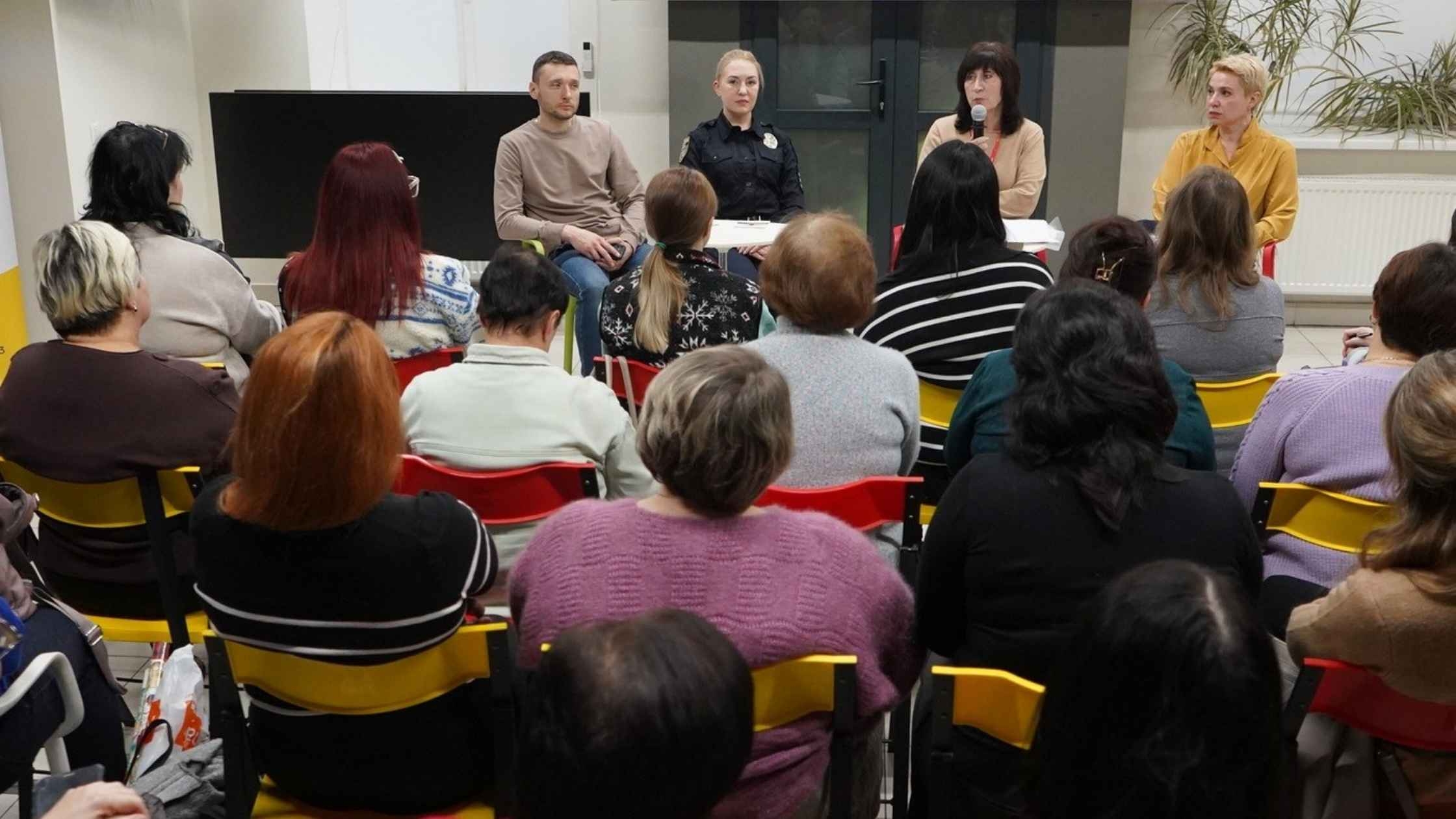 У Вінниці відбувся семінар щодо реагування на випадки домашнього насильства стосовно дітей