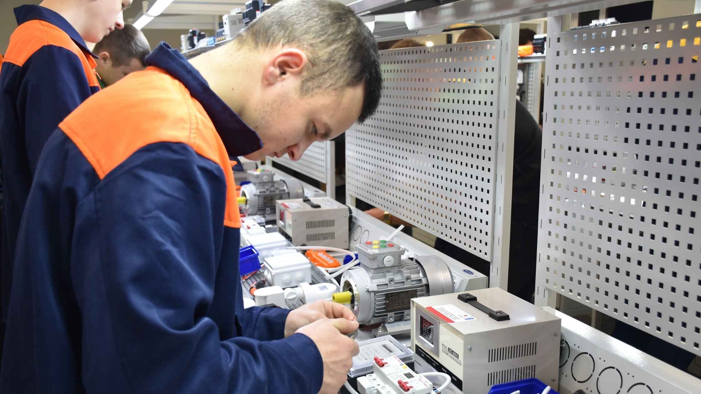 У Вінниці відкрили модернізований простір для підготовки фахівців енергетичної галузі