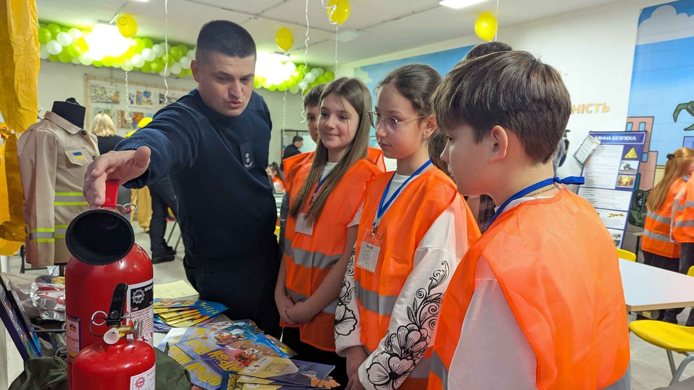 У Вінниці відкрили ще один клас безпеки - цього разу в ліцеї №12