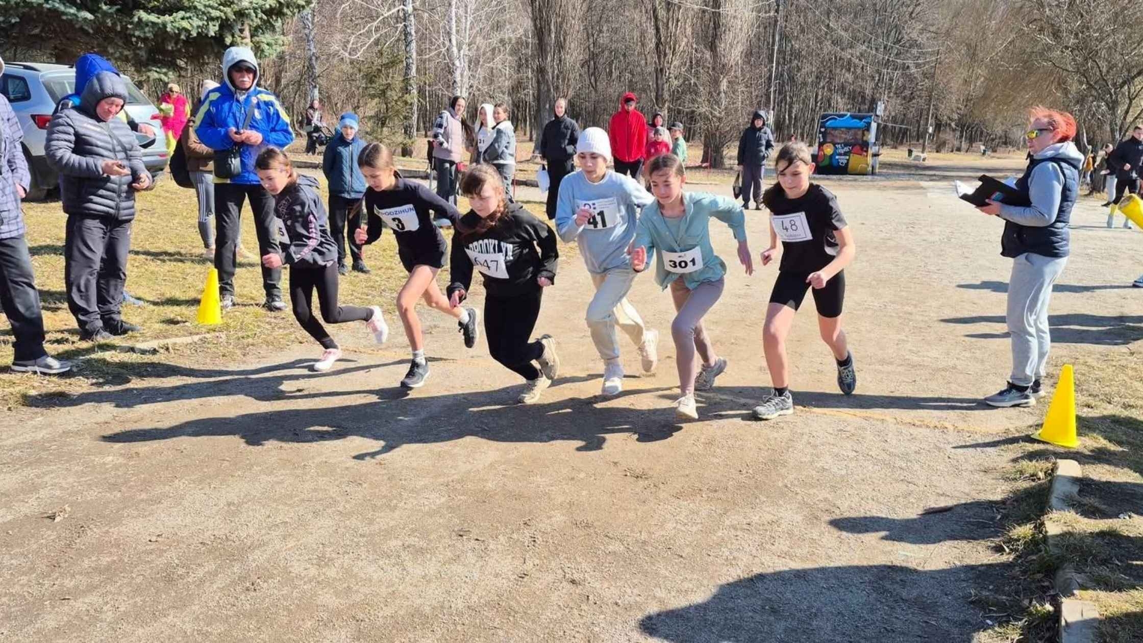 У Вінниці влаштували чемпіонат з легкоатлетичного кросу пам’яті видатного тренера і науковця
