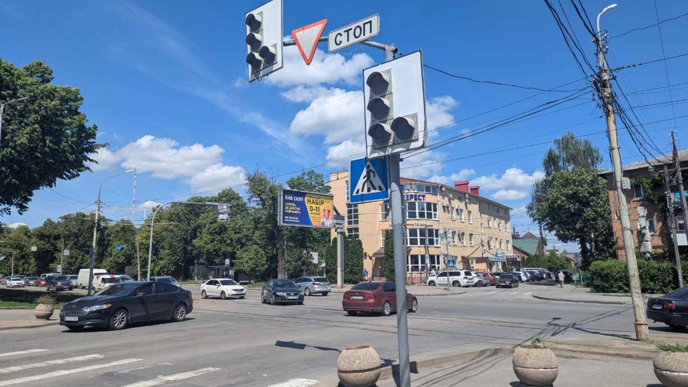 У Вінниці заборонили один з аварійно небезпечних поворотів