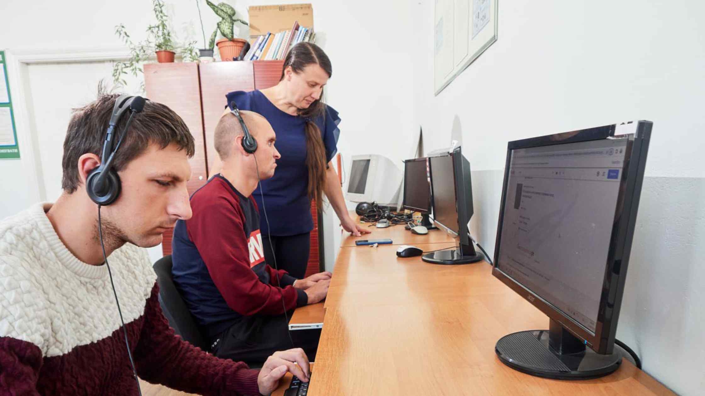 У Вінниці запрошують усіх охочих з порушеннями зору на безкоштовне навчання