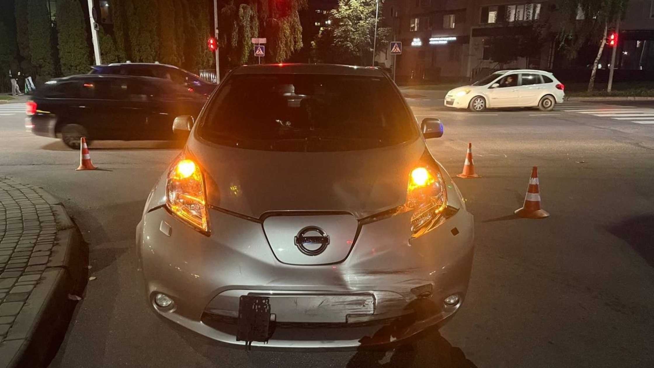 У Вінниці зіткнулися автомобіль Nissan та мотоцикл Spark