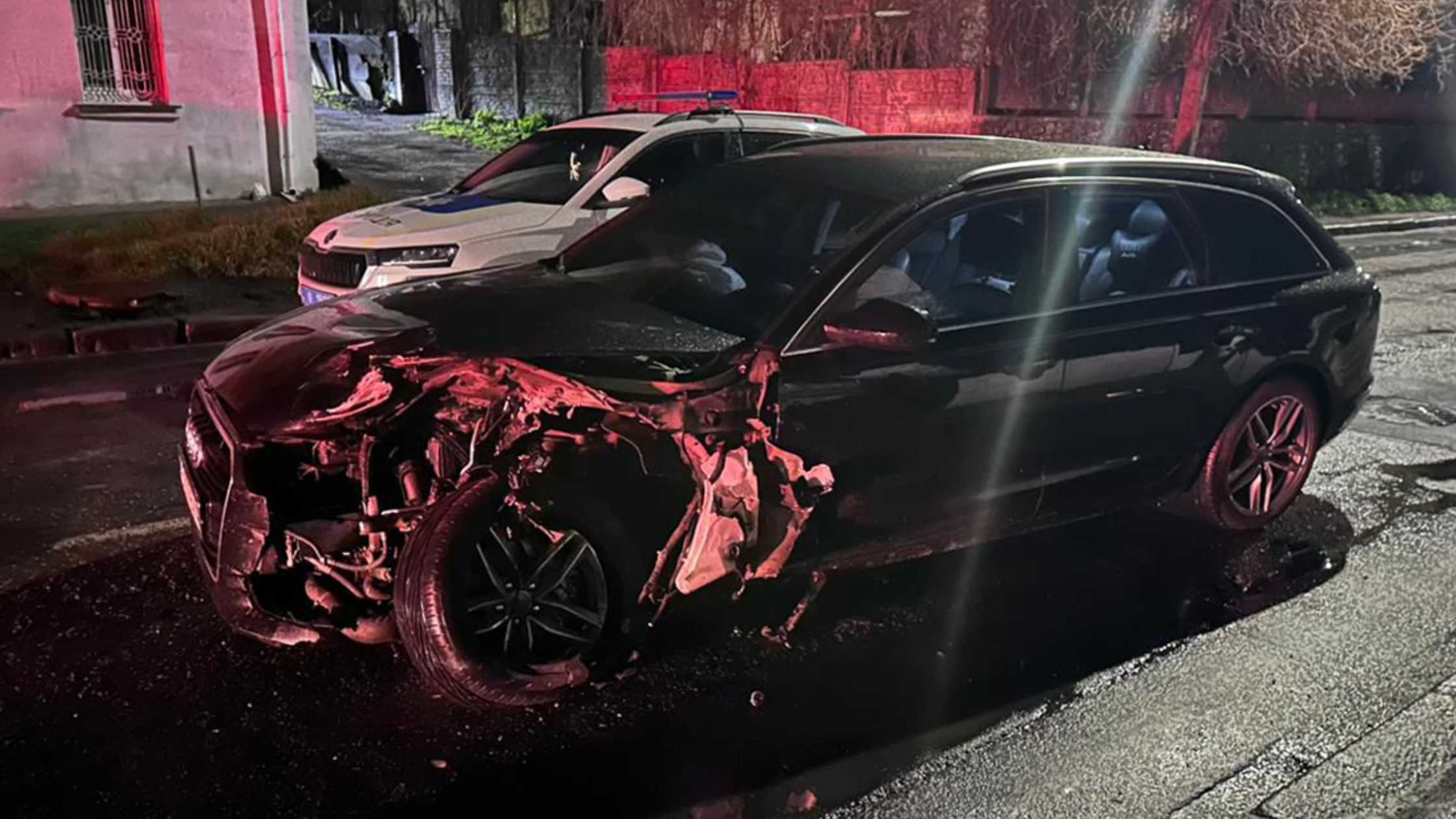 У Вінниці зіткнулися Skoda та Audi двоє людей у лікарні