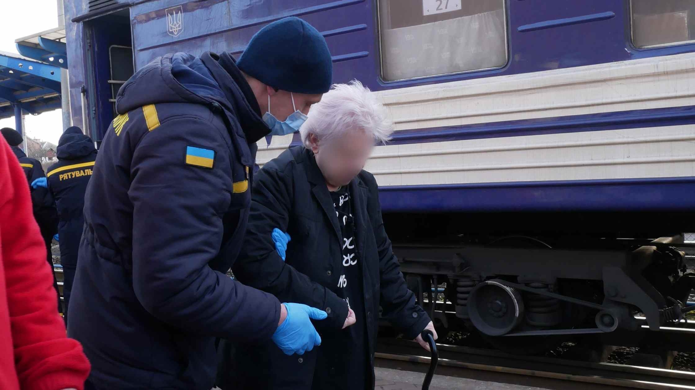 У Вінницю прибули ще 20 евакуйованих осіб з Донецької та Херсонської області