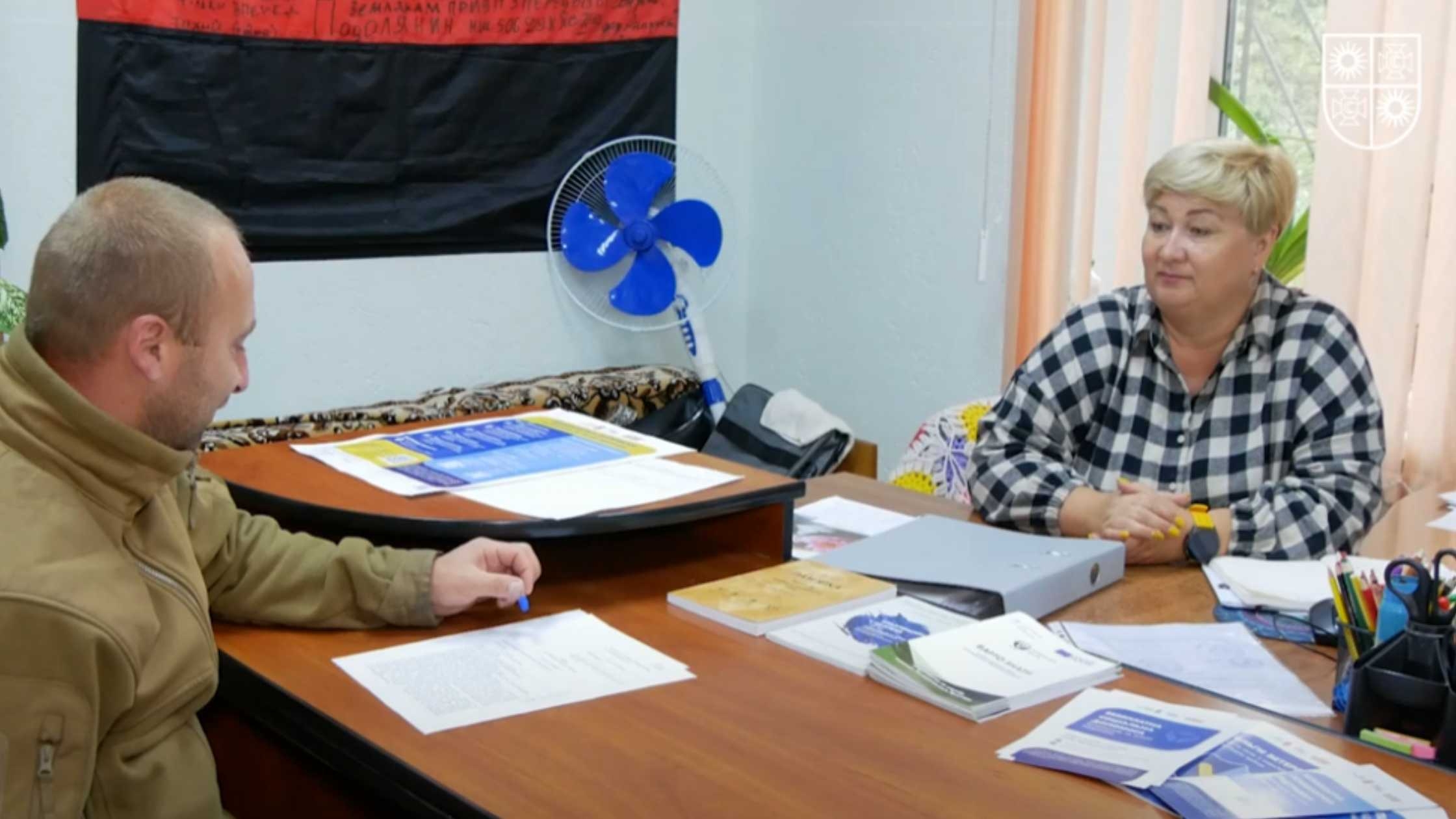 Ветеранка з Вінниччини видала книгу про війну «Подоляночка. Незломима»