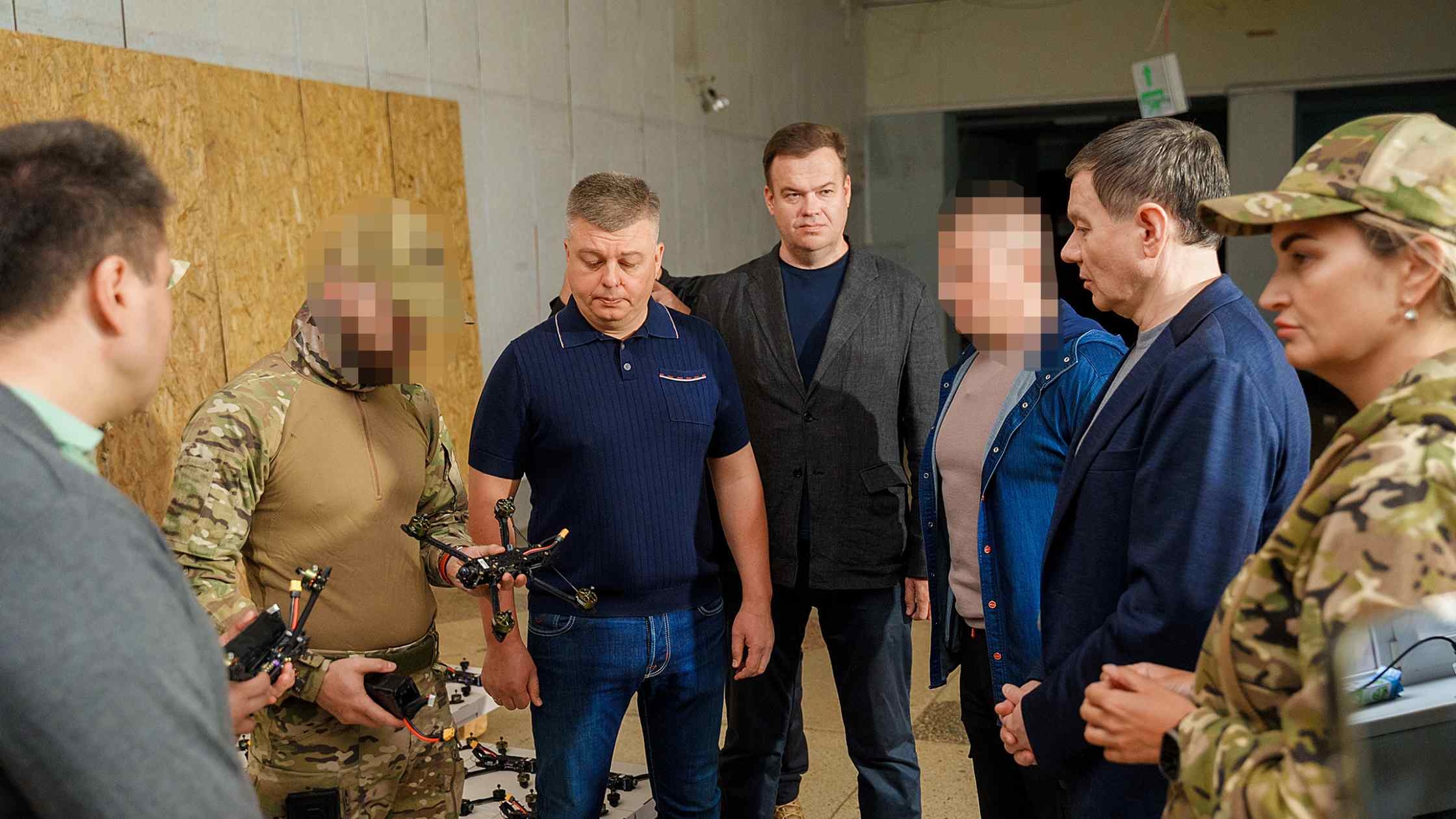 Вінницька громада передала ще 100 FPV-дронів бійцям Сил спецоперацій