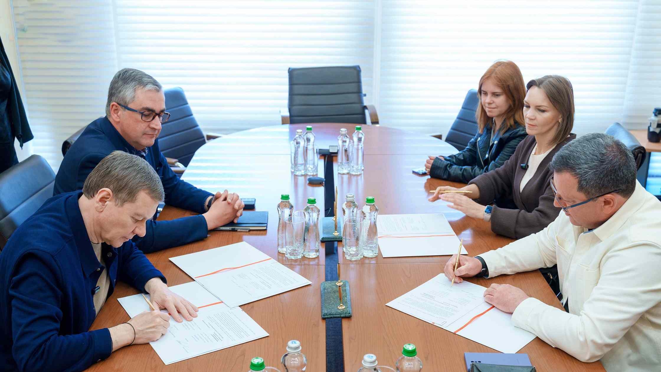 Вінницька міська рада підписала два Меморандуми для розвитку безбар’єрності в громаді