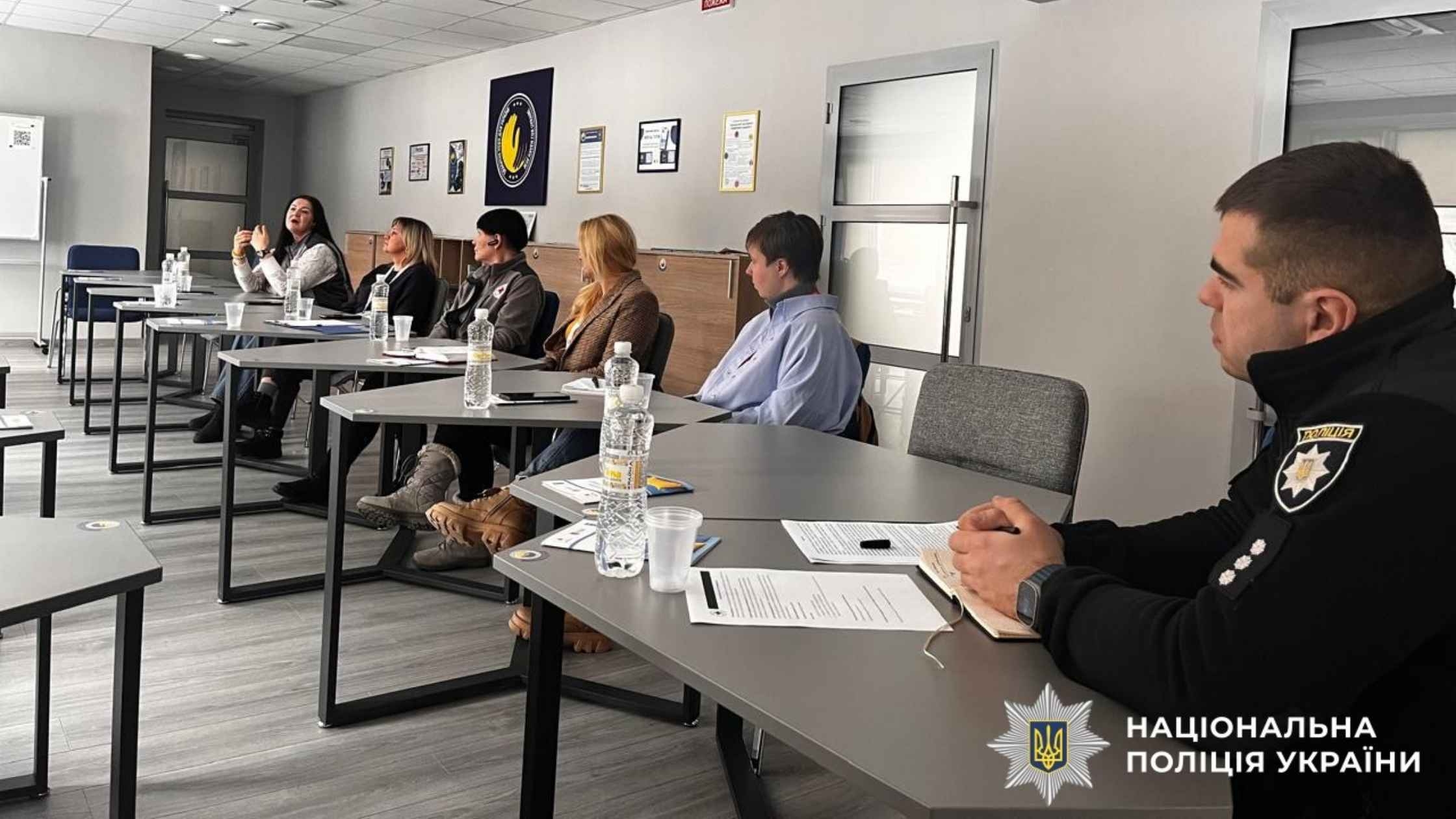 Вінницькі правоохоронці обговорили перспективи співпраці з Товариством Червоного Хреста