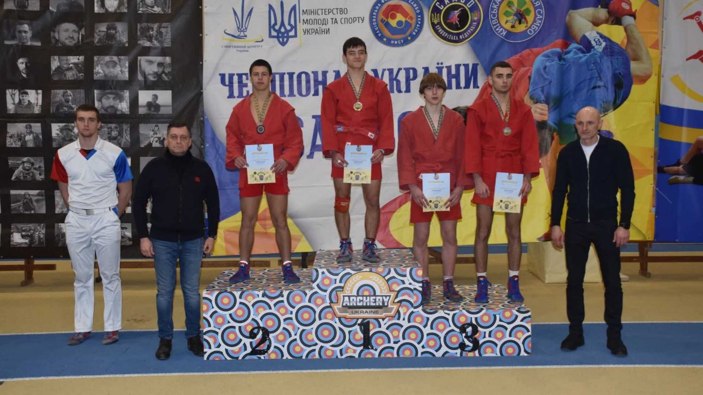 Вінницькі спортсмени представлятимуть Україну на чемпіонаті Європи з боротьби самбо