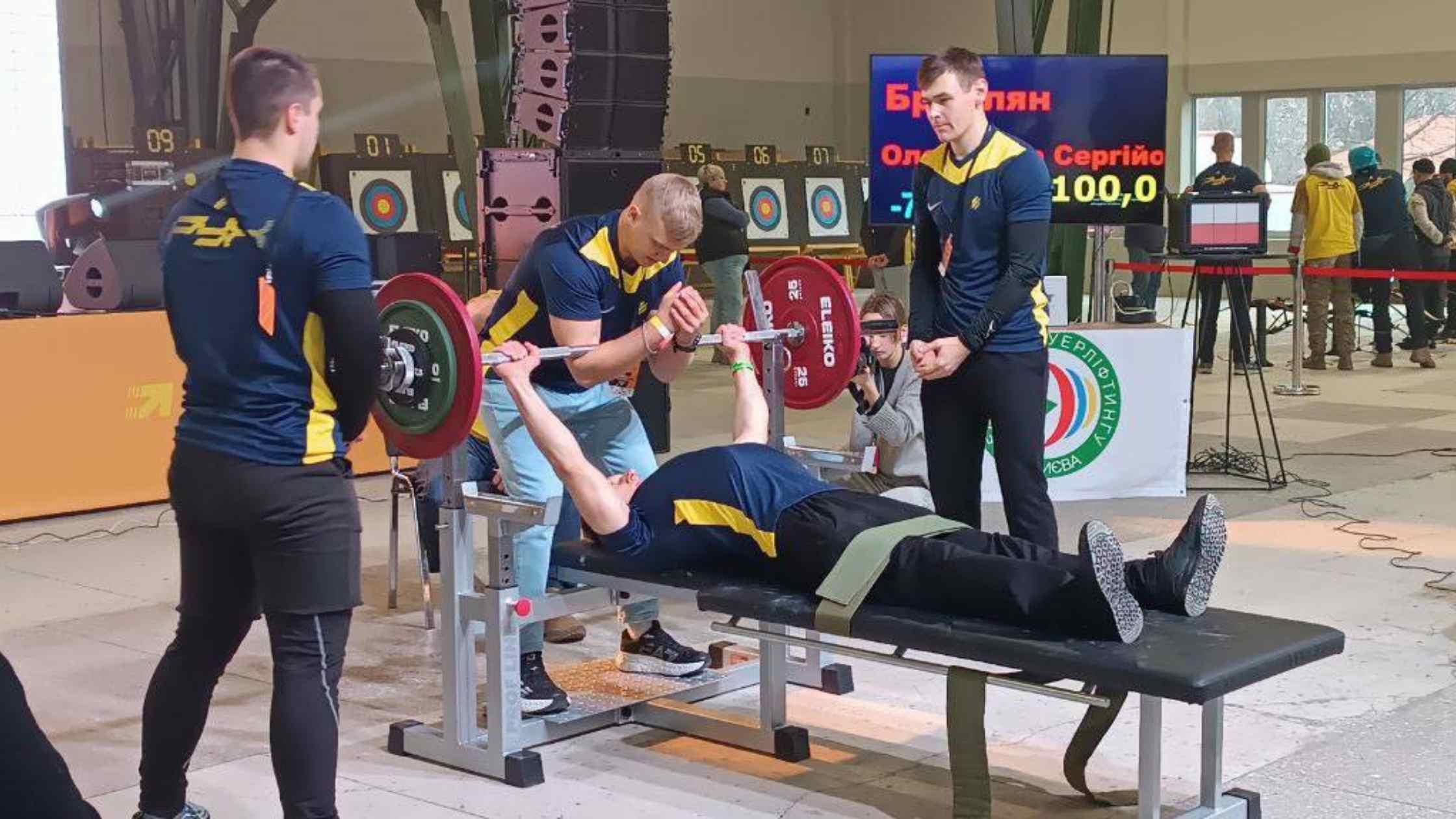 Вінницькі ветерани продемонстрували силу духу та тіла на спортивному турнірі «РУХ»