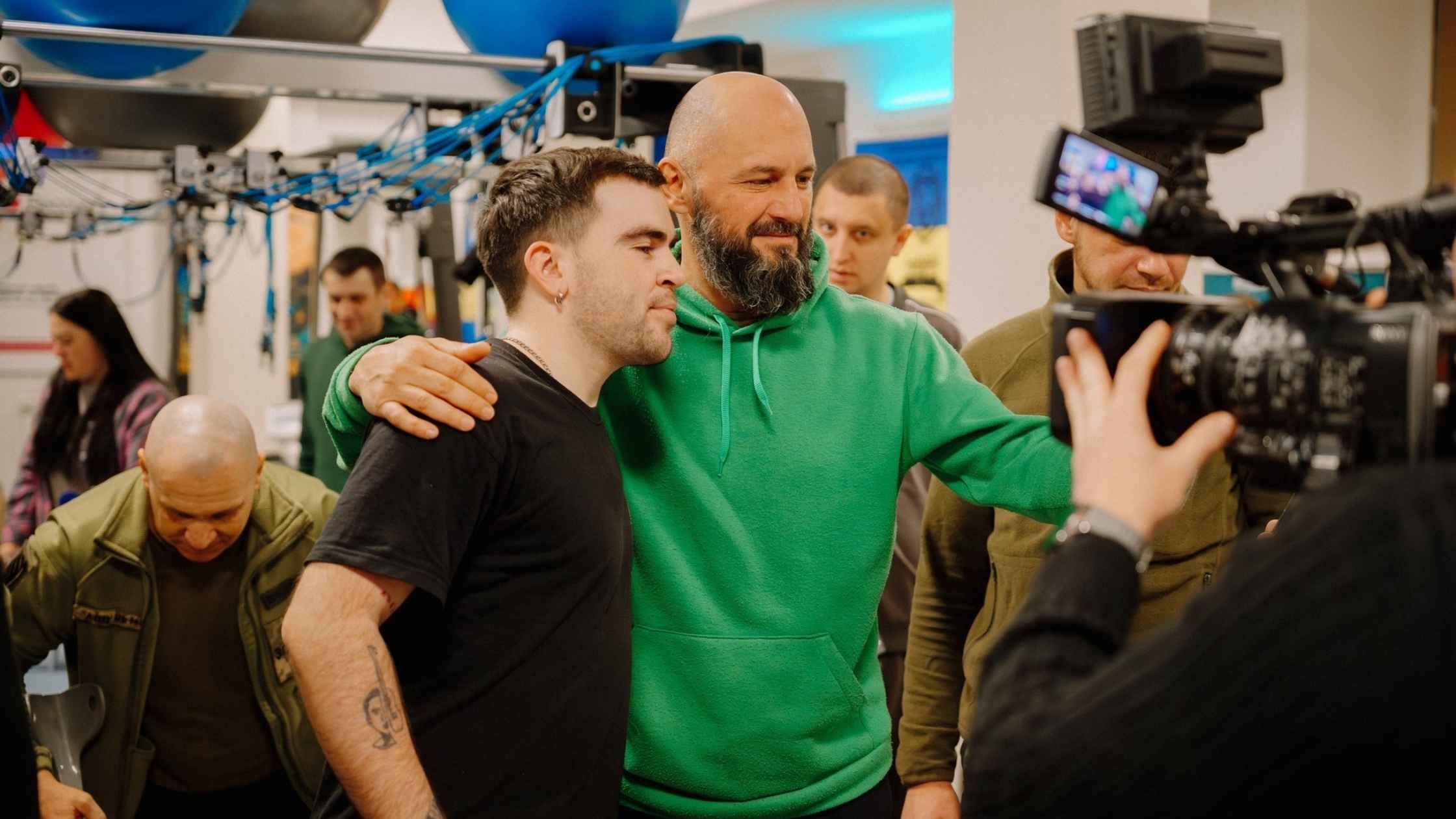 Wellboy завітав до військових у вінницькому реабілітаційному центрі