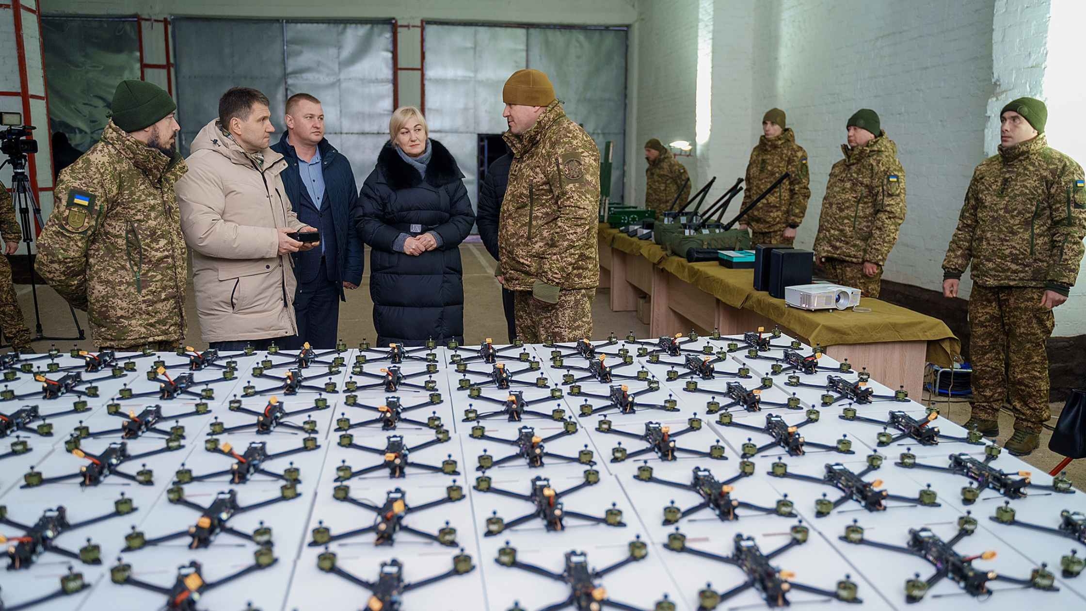 З Вінниці передали чергову партію допомоги для трьох військових частин