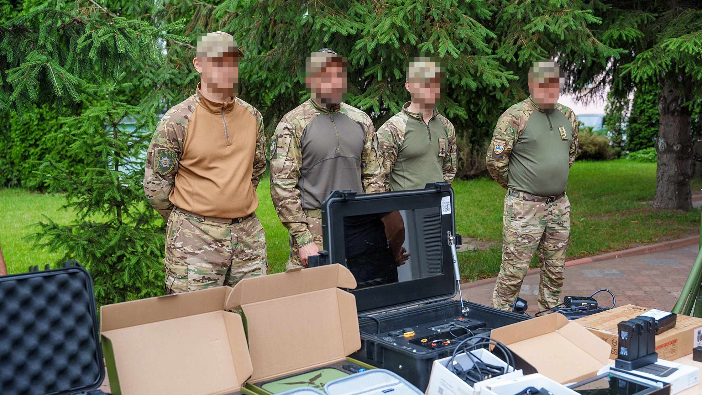 З Вінниці передали обладнання бойовим спецпідрозділам Нацполіції