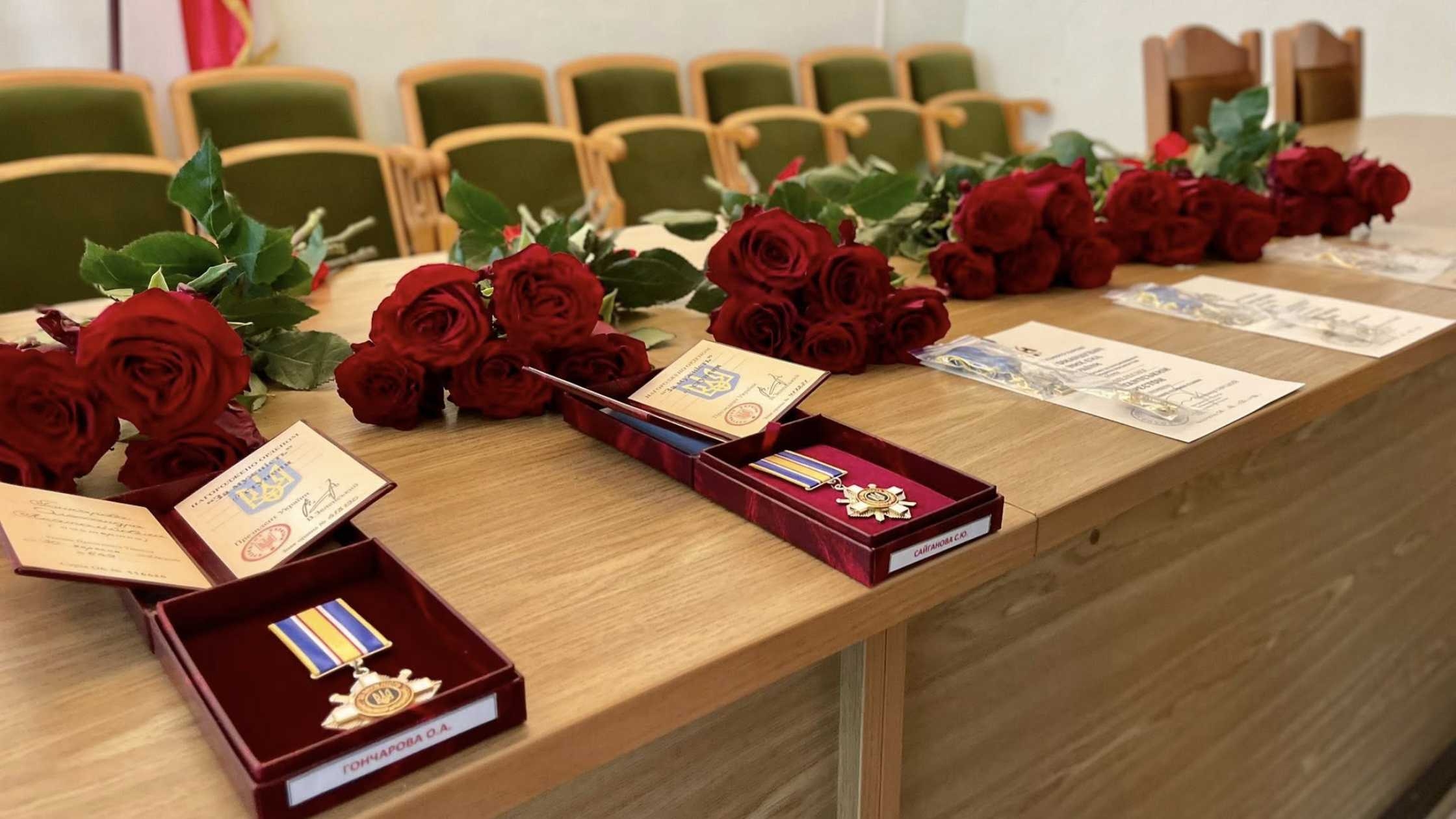 Захисників з Бершадської громади нагородили державними нагородами – посмертно