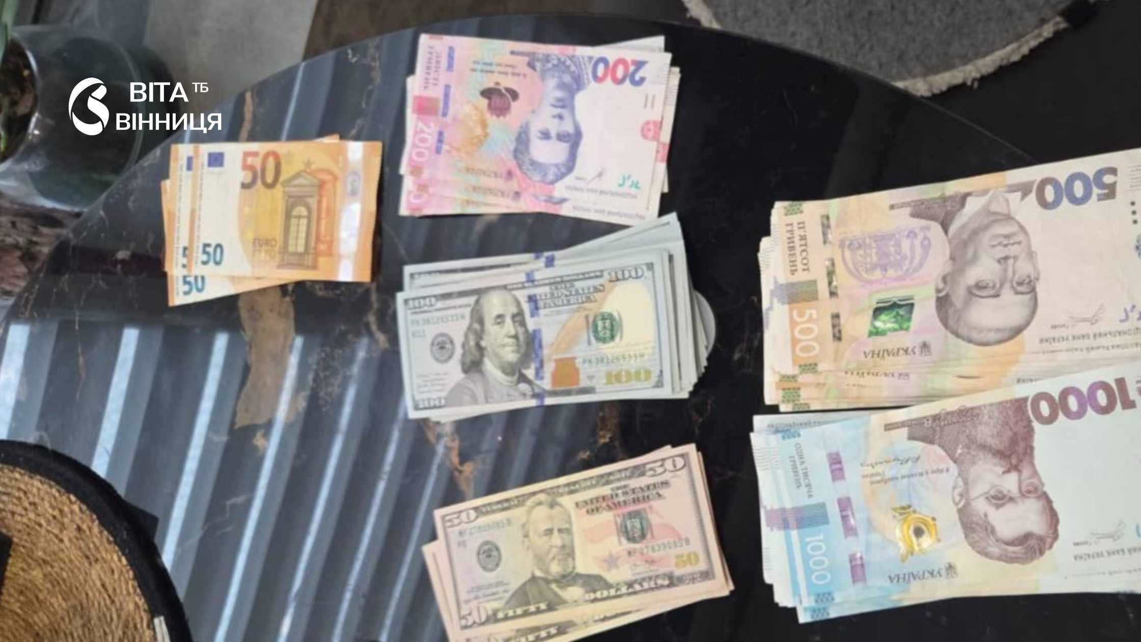 Жительку Вінниці затримали за підозрою у вербуванні жінок для сексуальної експлуатації за кордоном