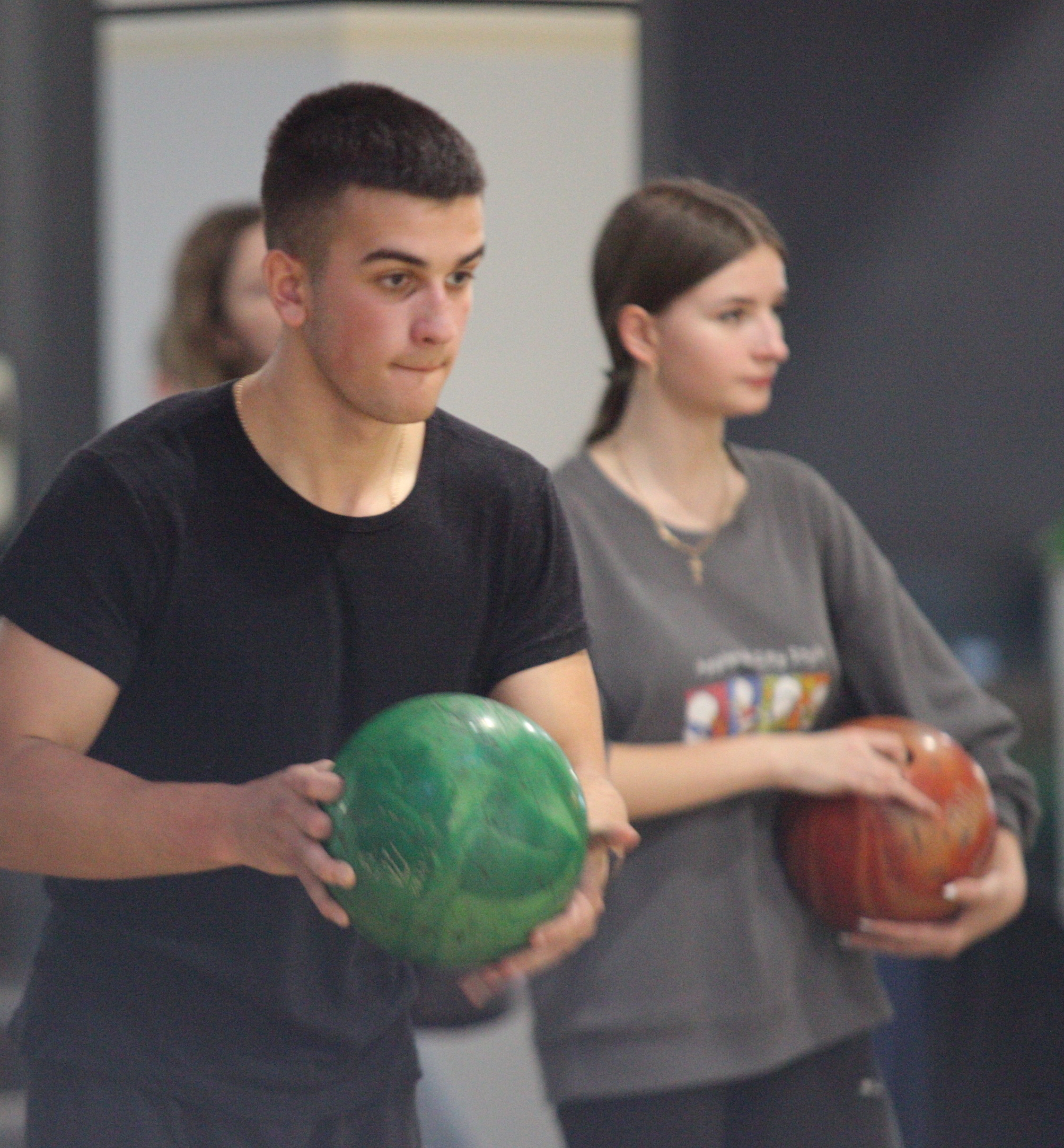 Вінницькі учні та студенти позмагались в турнірі з боулінгу