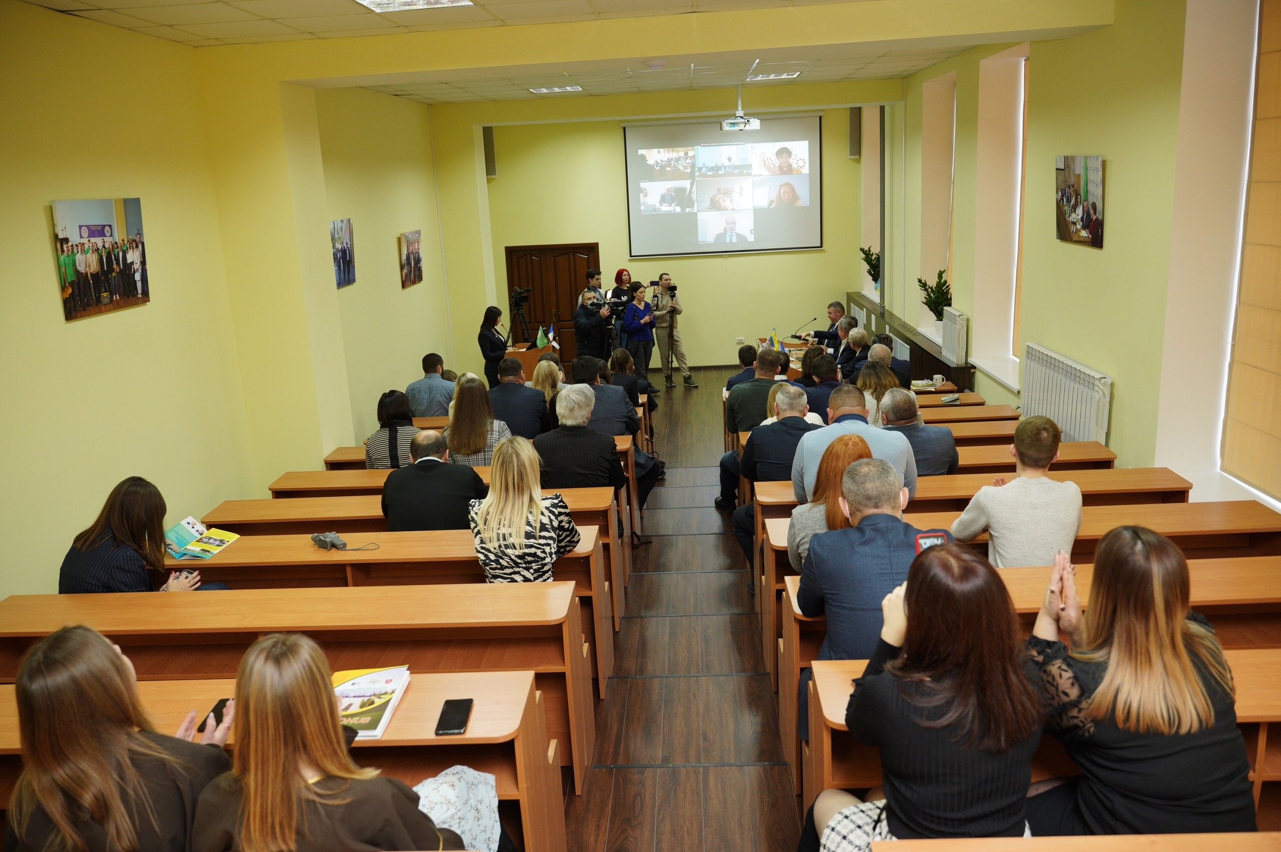 У Вінниці на базі Вінницького національного аграрного університету відкрили Агрохаб