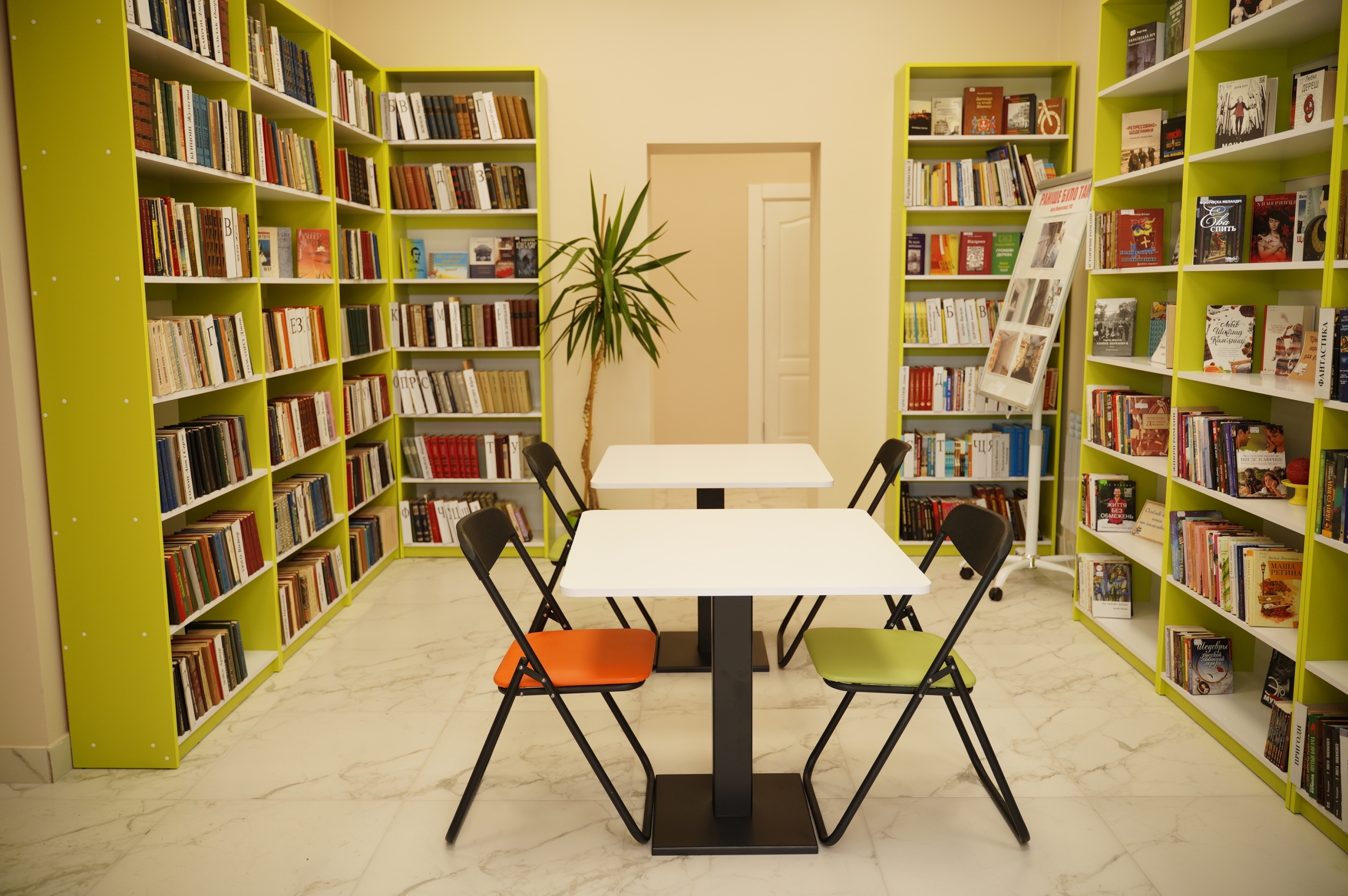 В мікрорайоні Академічний у Вінниці відкрили бібліотеку-філію №17