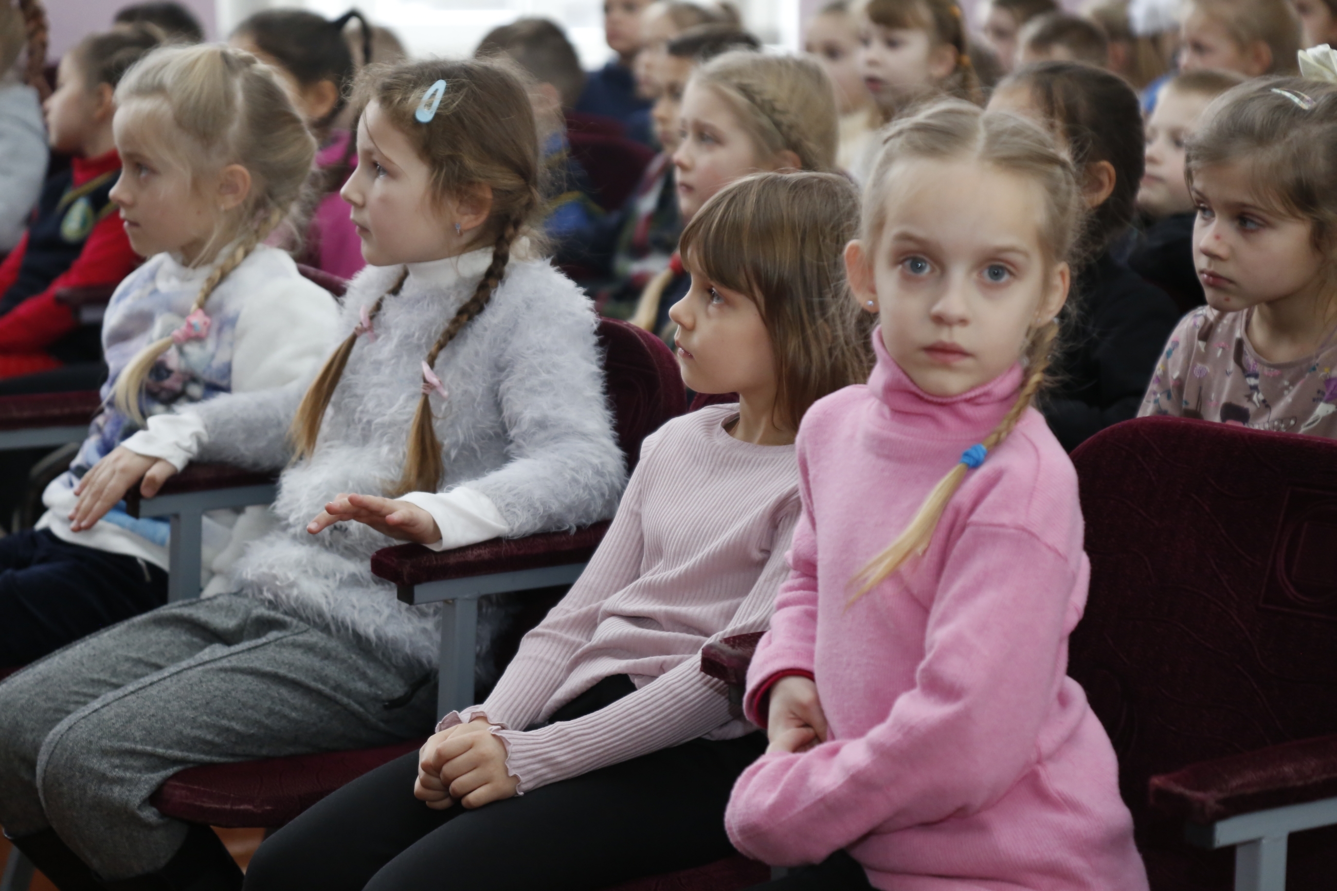 У Вінниці поліцейські влаштували пізнавально-профілактичний захід для школярів