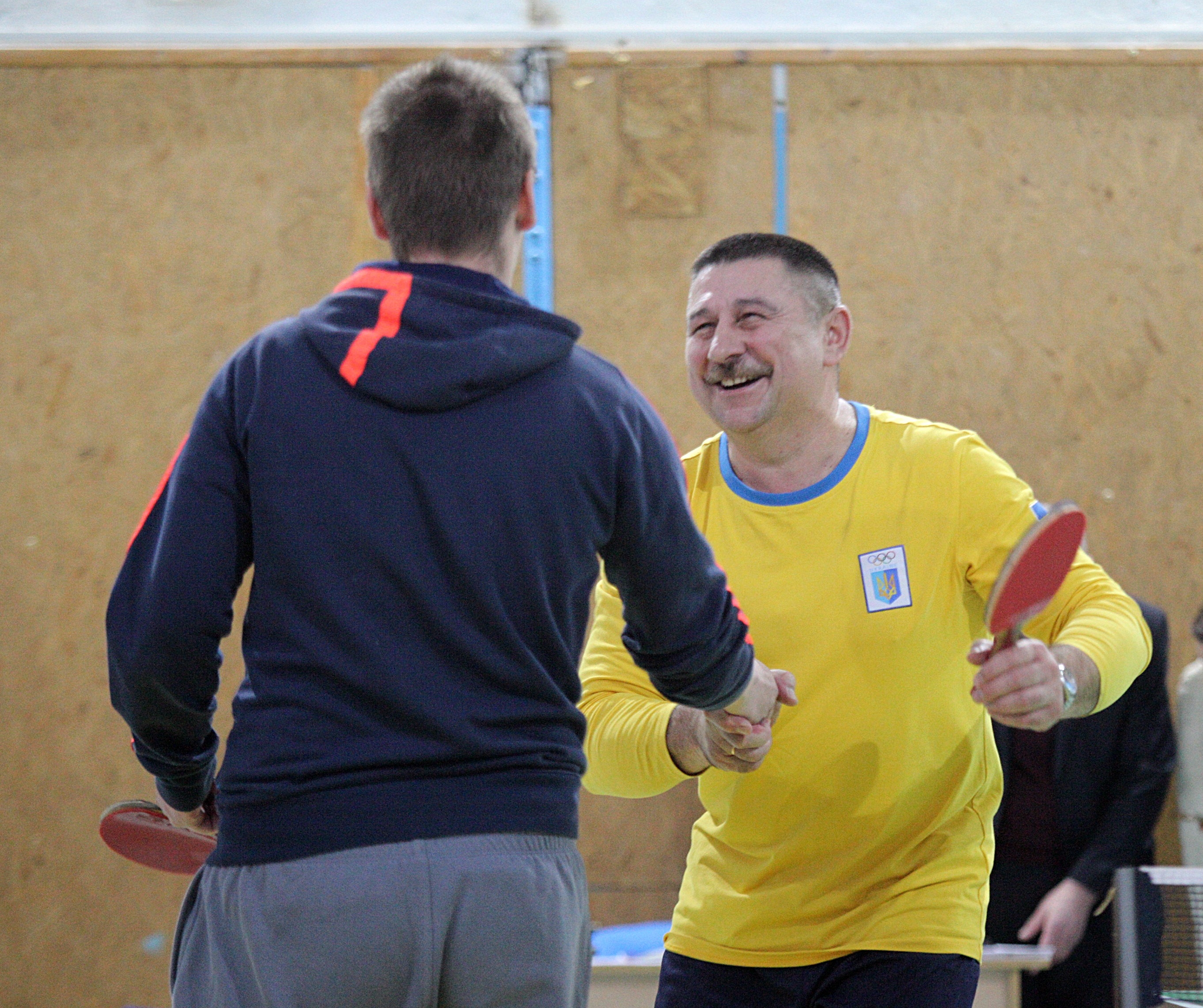 У Вінниці завершився тенісний турнір серед вчителів зібрали понад 12 тис. грн