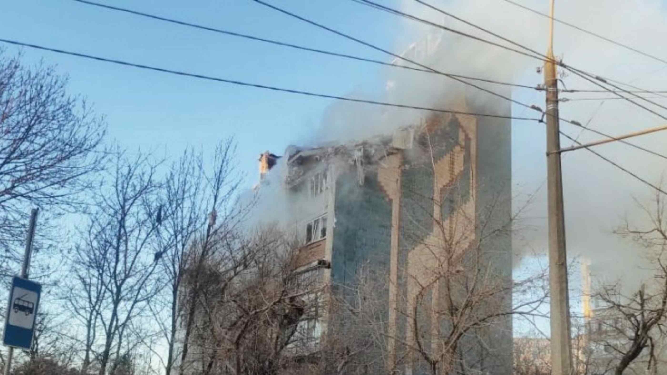 Вибухи у Львові, Бурштині, у Тернополі зруйнована висотка - загинули десять осіб