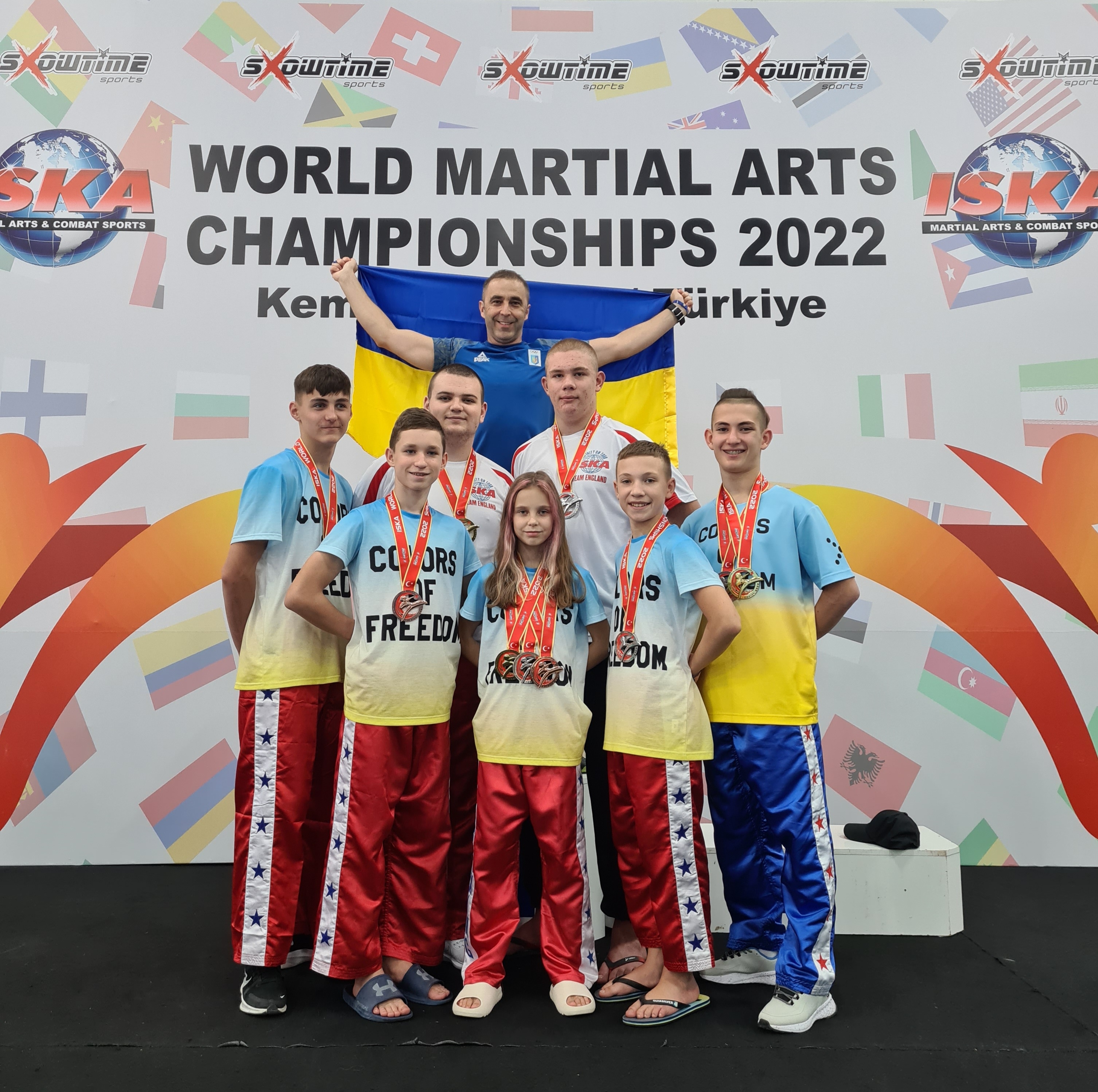 Вінничани привезли додому сім медалей із чемпіонату світу з кікбоксингу