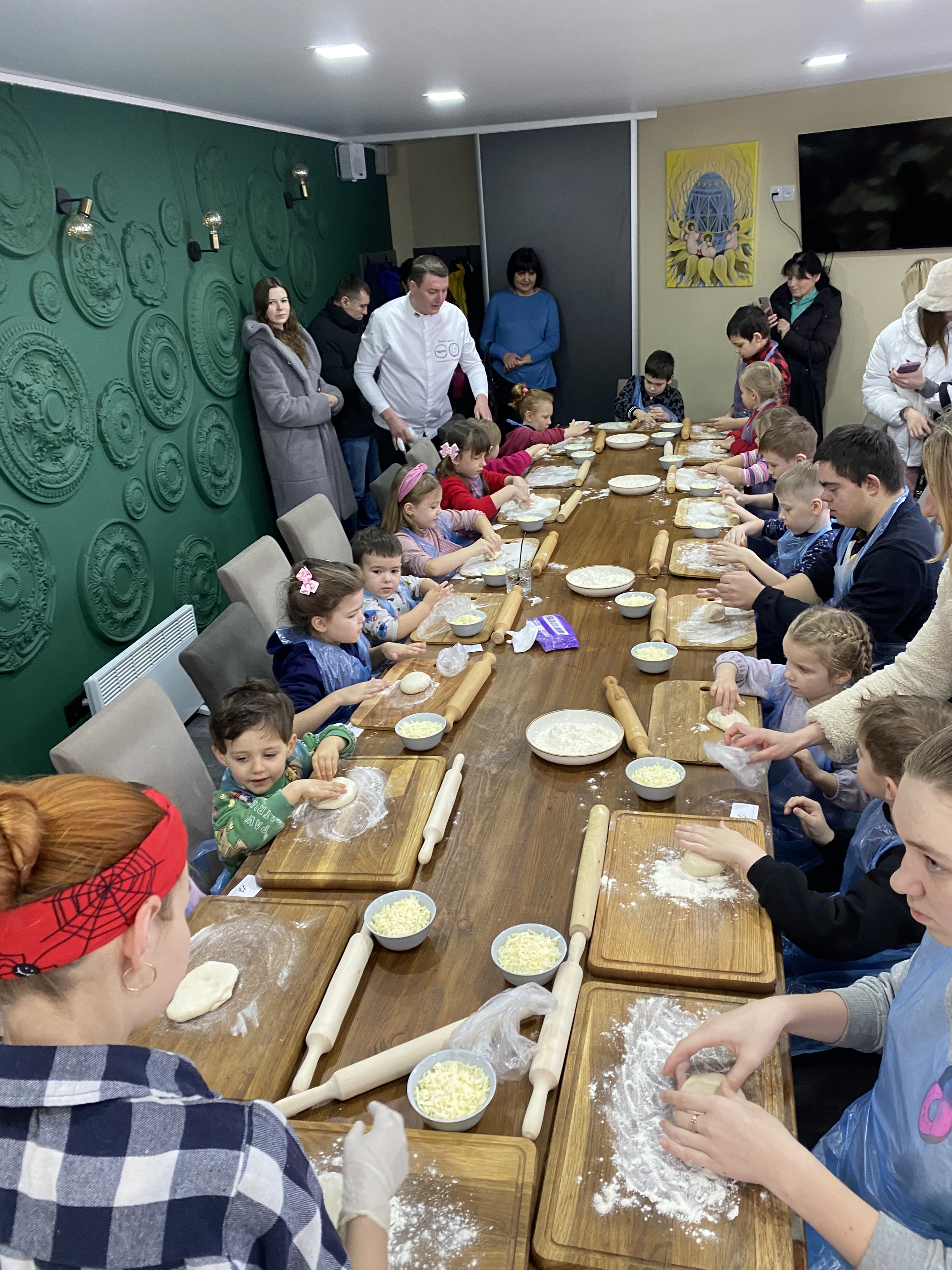 У Вінниці для дітей переселенців влаштували кулінарний майстер-клас