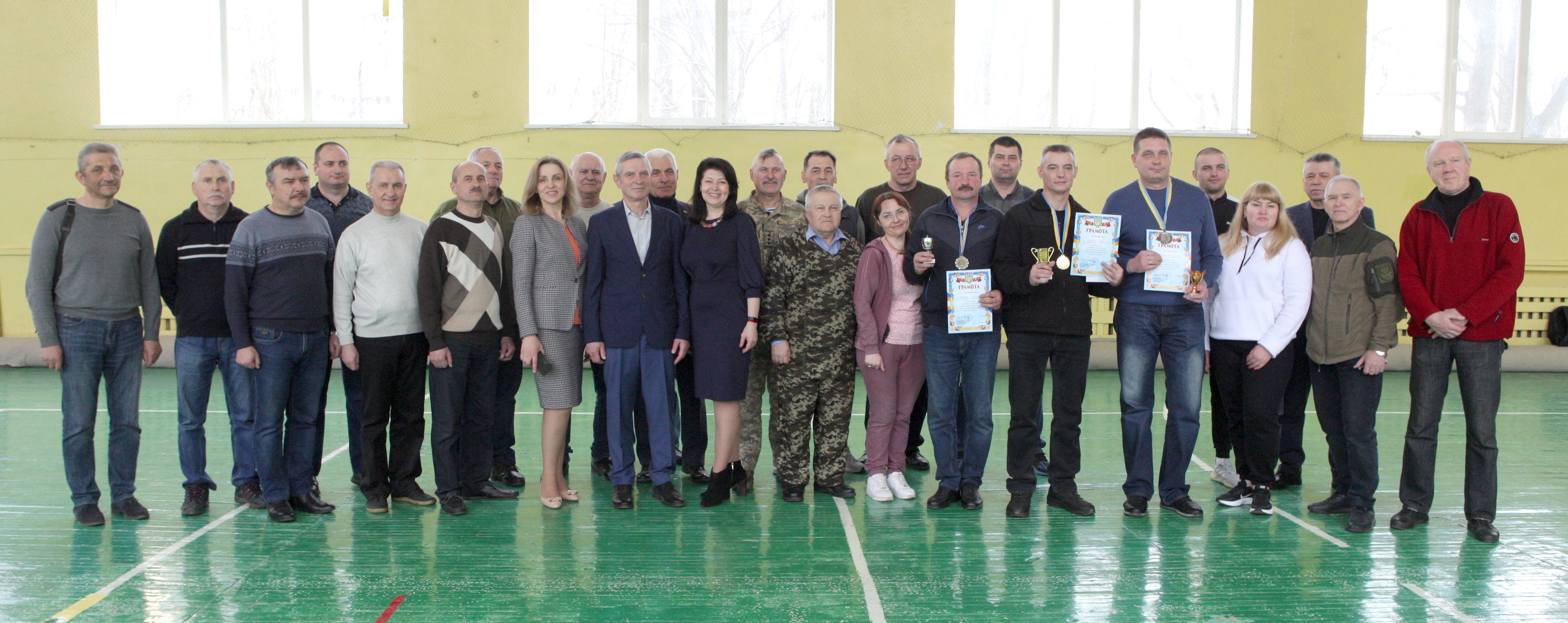 Вперше у Вінниці провели змагання «Влучний стрілець» серед вчителів 