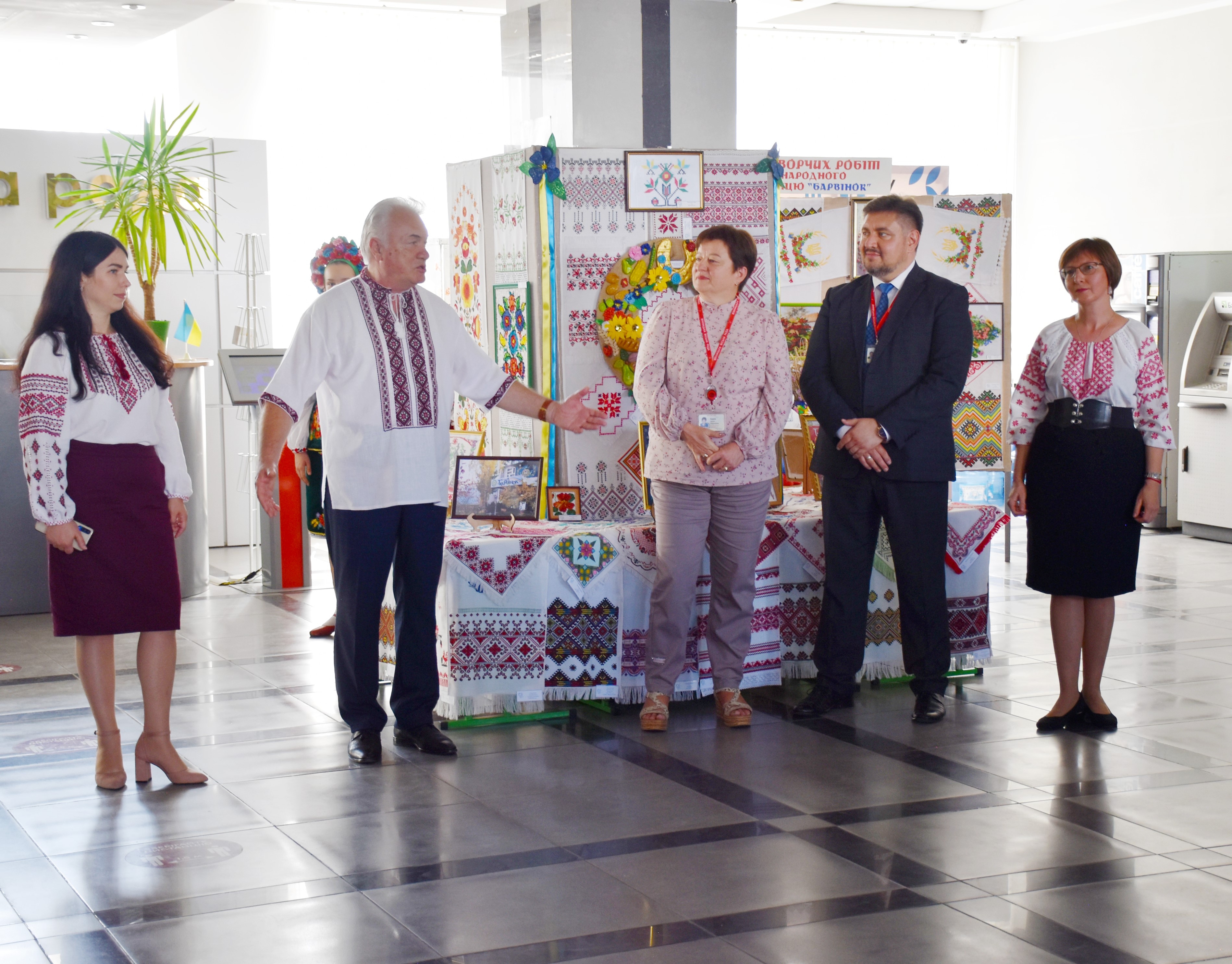 У Вінниці відкрили виставку творчої спадщини Народного ансамблю «Барвінок»