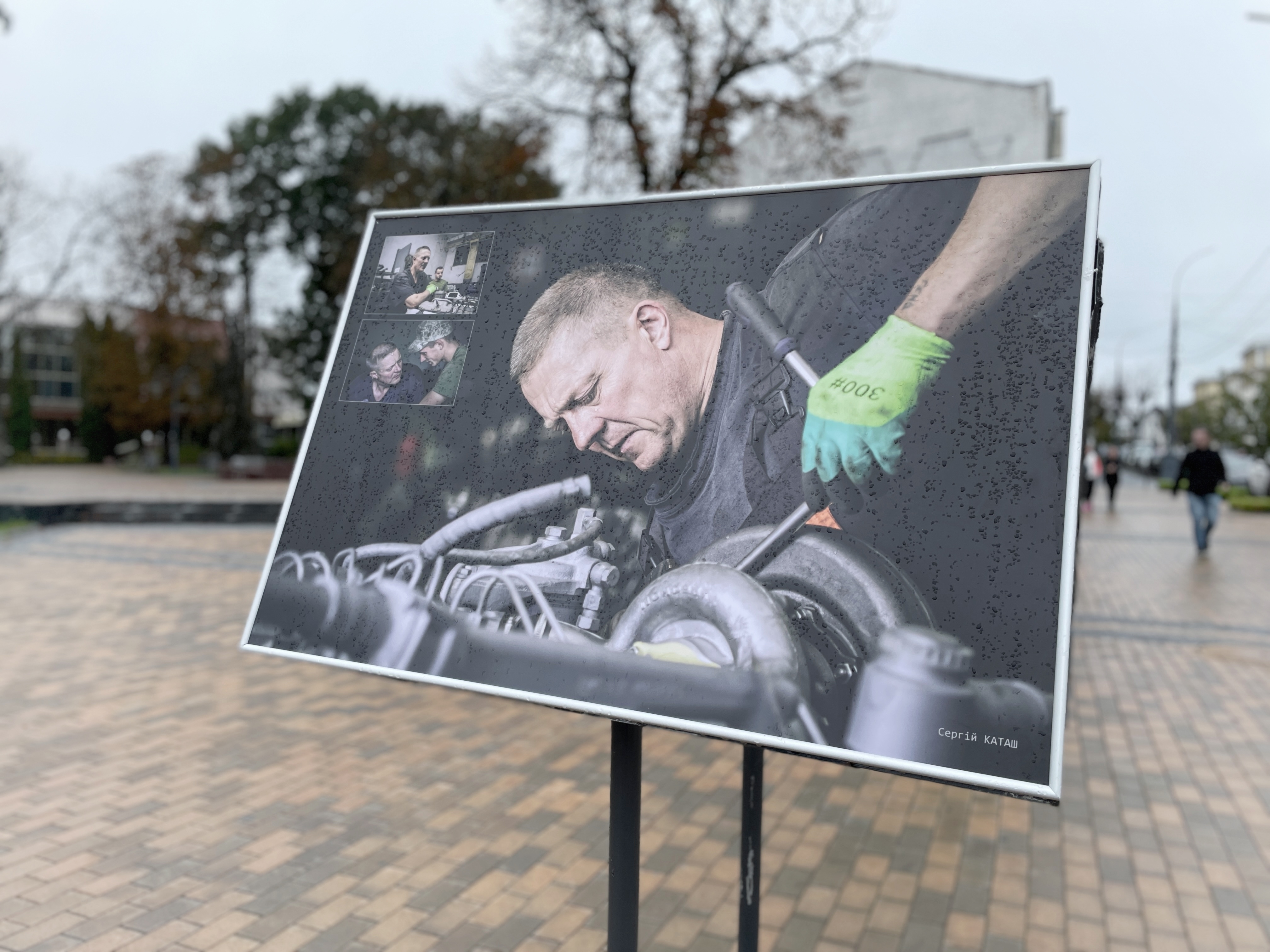 В центрі Вінниці тиждень демонструватимуть «Обличчя логістики ЗСУ» 