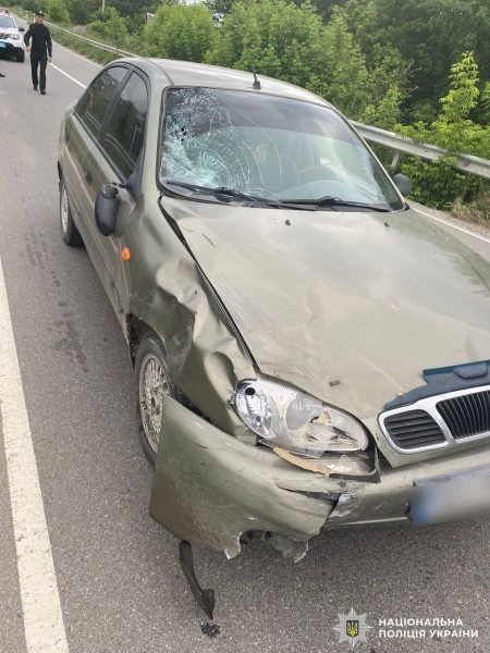 На Вінниччині відбулось зіткнення між мопедом та авто