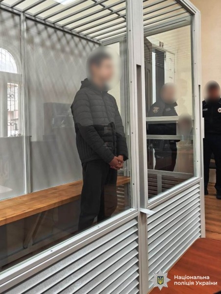 20-річний зрадник підпалив авто у Вінниці та готував ще один підпал в урядовій будівлі Києва